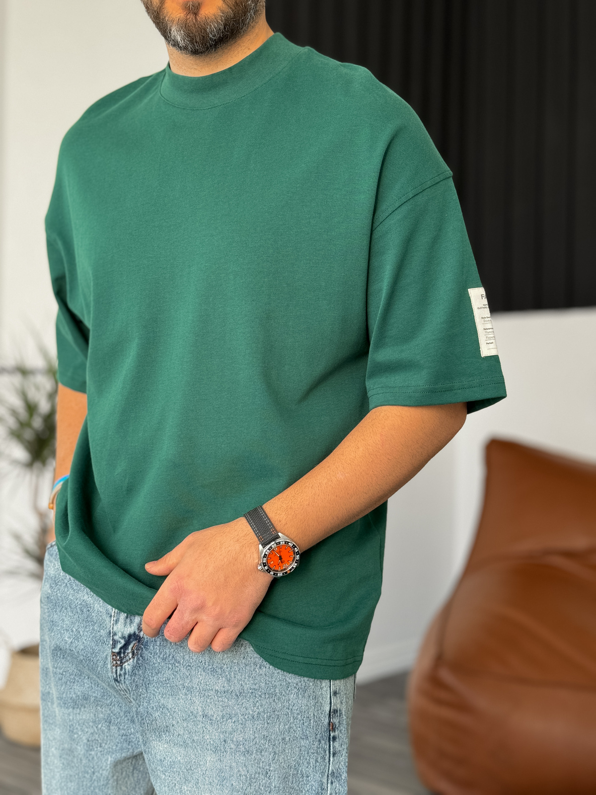 Koyu Yeşil Geniş Yaka Basic T-Shirt V-40-650