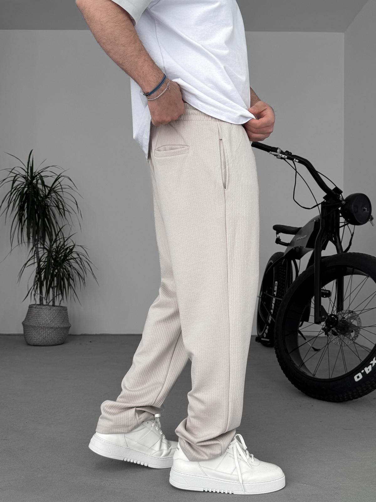 Bej Kabartmalı Boru Paça Pantolon KE-5030