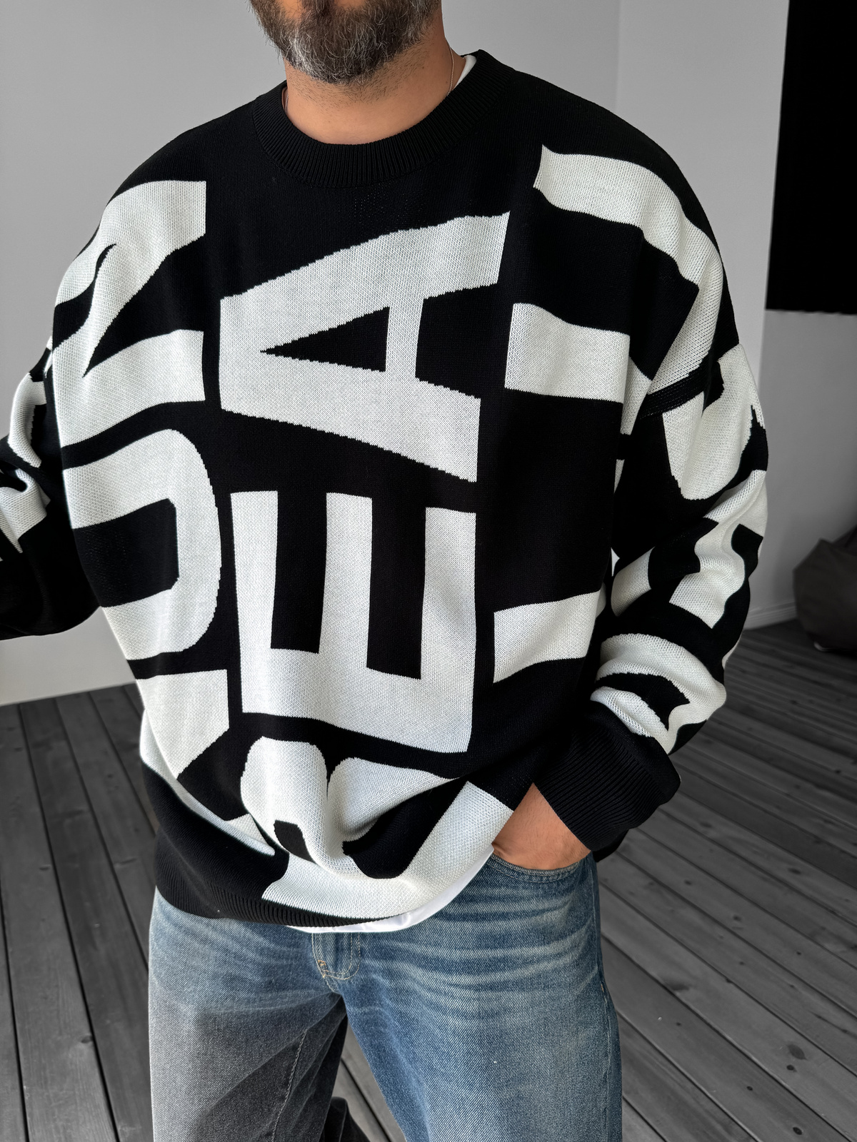 Siyah Letter İşlemeli Örme Sweatshirt JJ-103