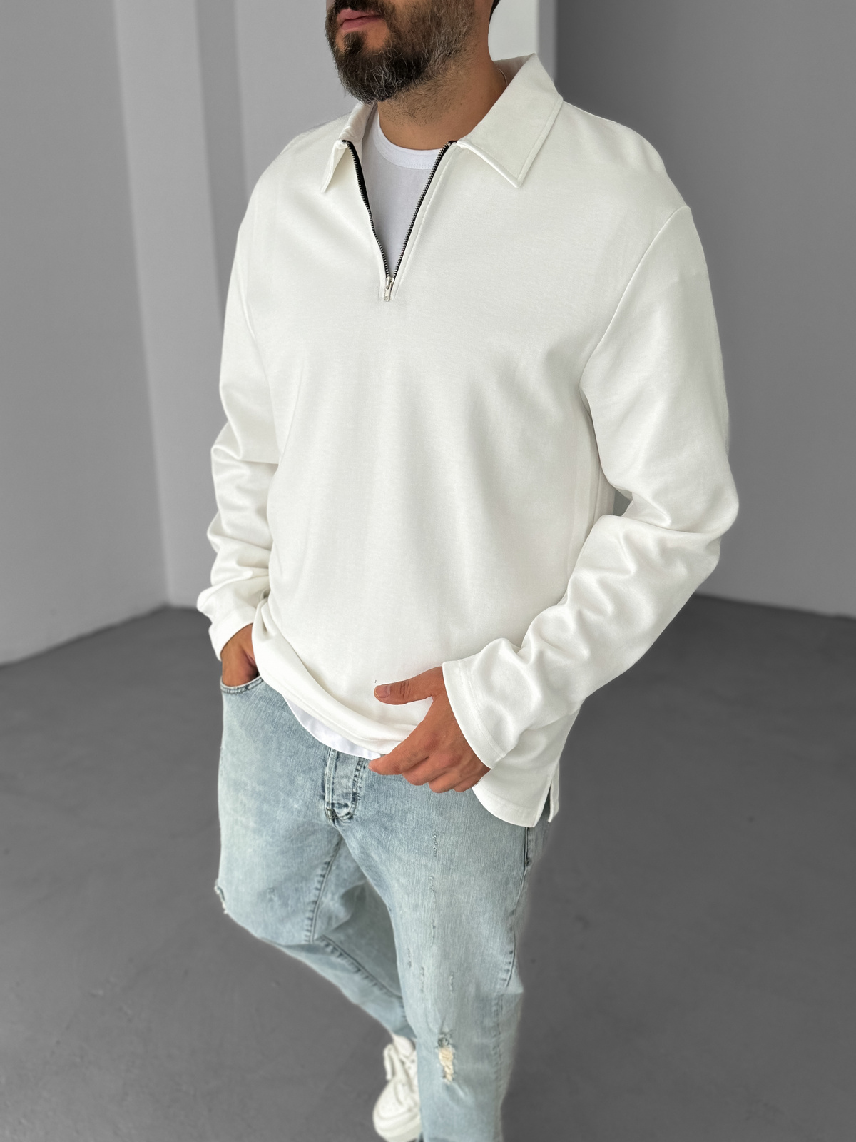 Beyaz İnce Yarım Fermuarlı Sweatshirt KE-417