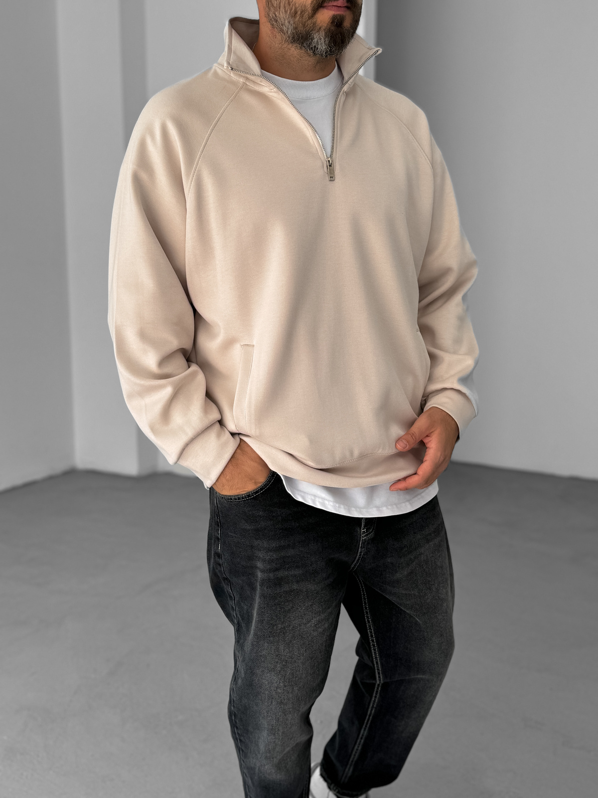Bej Yarım Fermuarlı Cepli Sweatshirt YP-4108