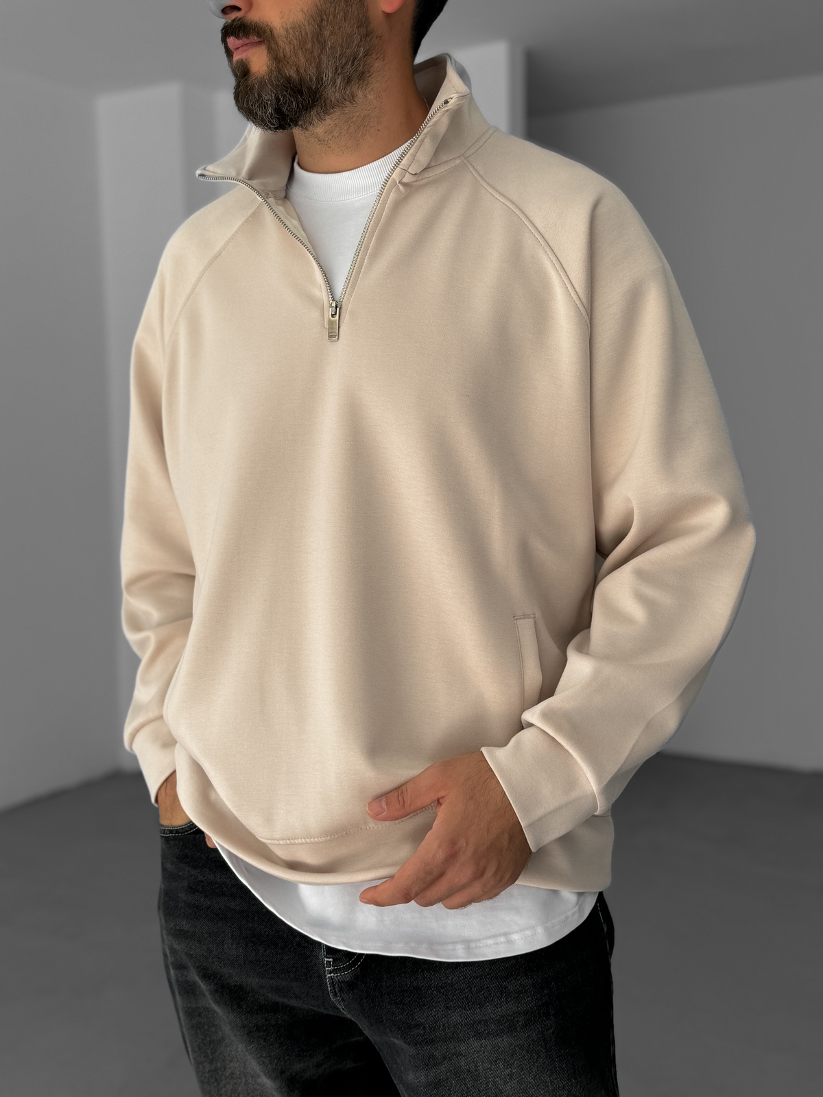 Bej Yarım Fermuarlı Cepli Sweatshirt YP-4108