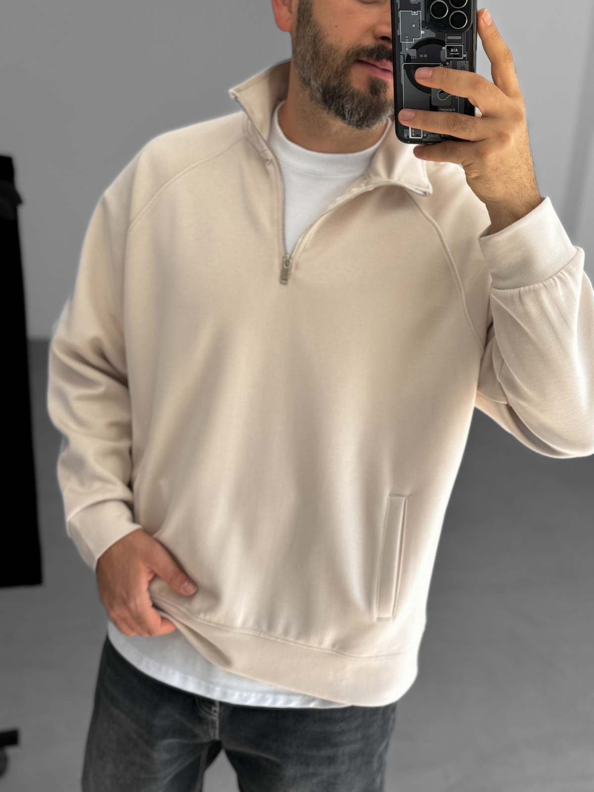 Bej Yarım Fermuarlı Cepli Sweatshirt YP-4108