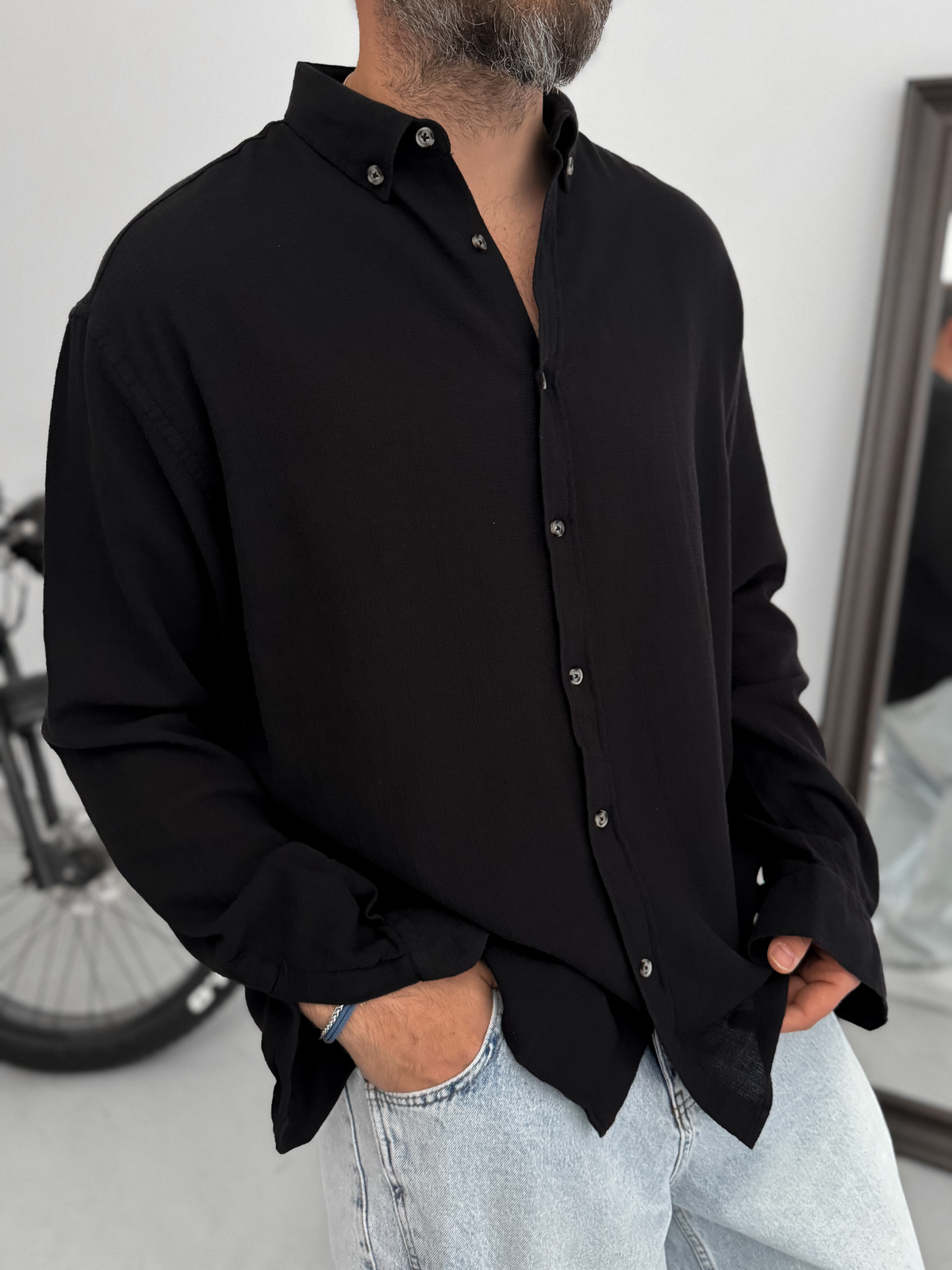 Siyah Yaka Düğmeli Oversize Gömlek G-4863