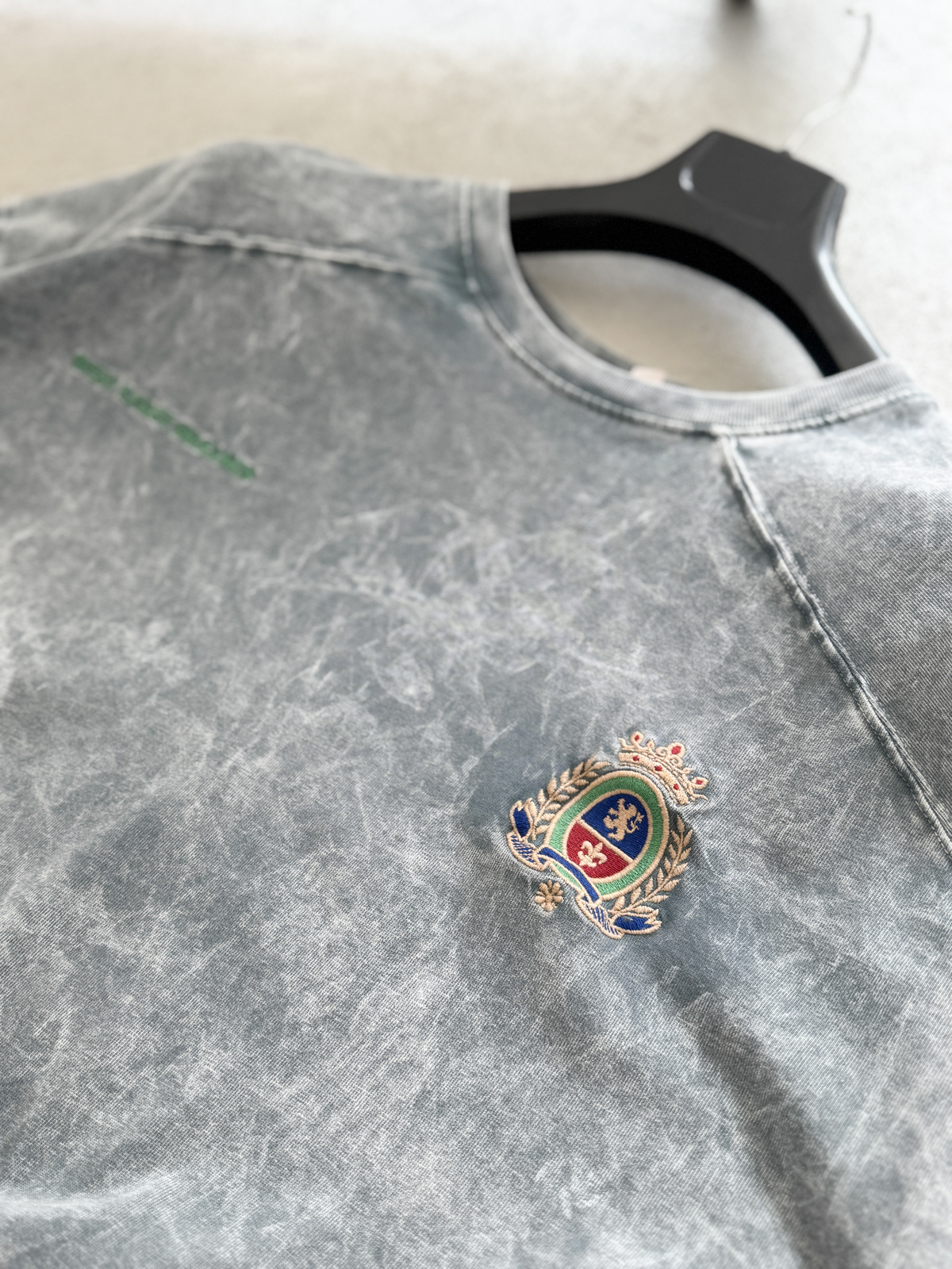 Gri Arma Nakışlı Yıkamalı Oversize T-Shirt JJ-307