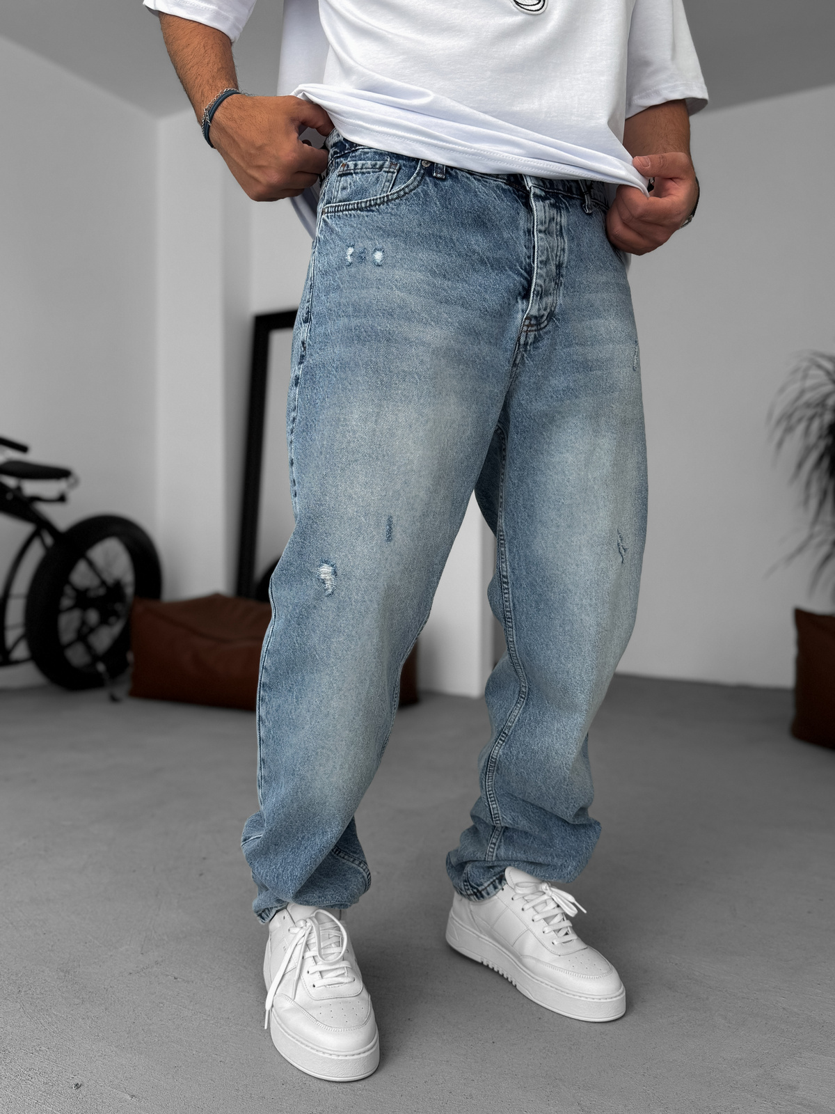 Açık Mavi Çizik Yırtıklı Baggy Jean KE-275
