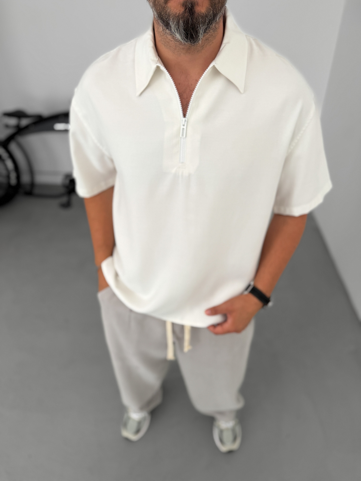 Beyaz Basic Yarım Fermuarlı T-Shirt YP-5012