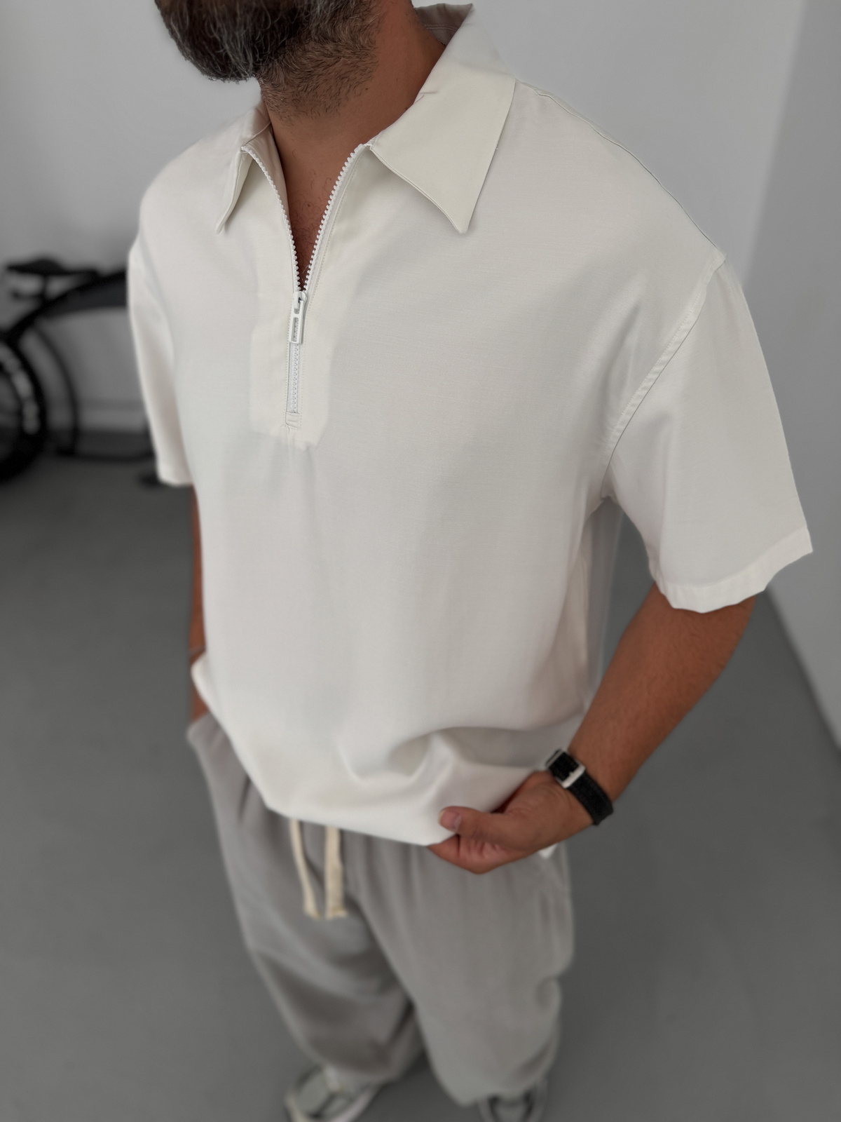 Beyaz Basic Yarım Fermuarlı T-Shirt YP-5012