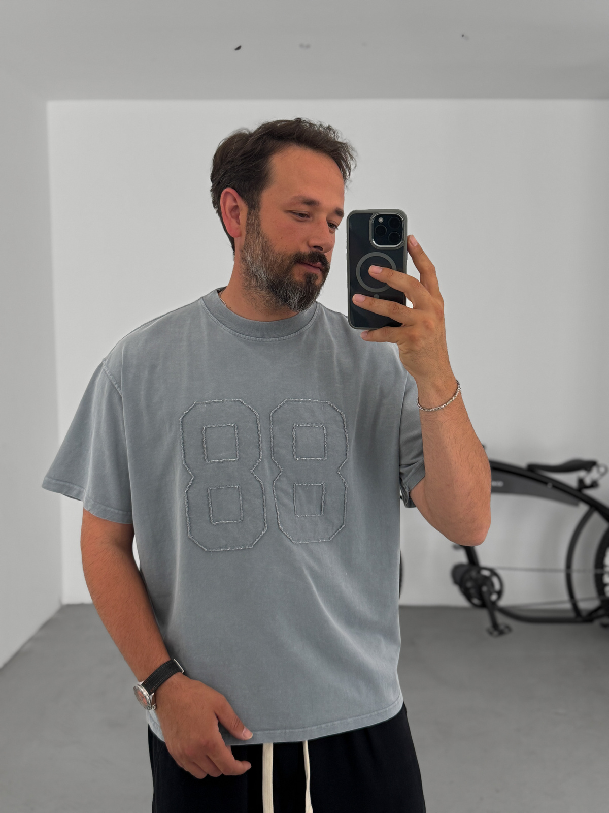 Gri 88 Patchli Yıkamalı T-Shirt C-1771