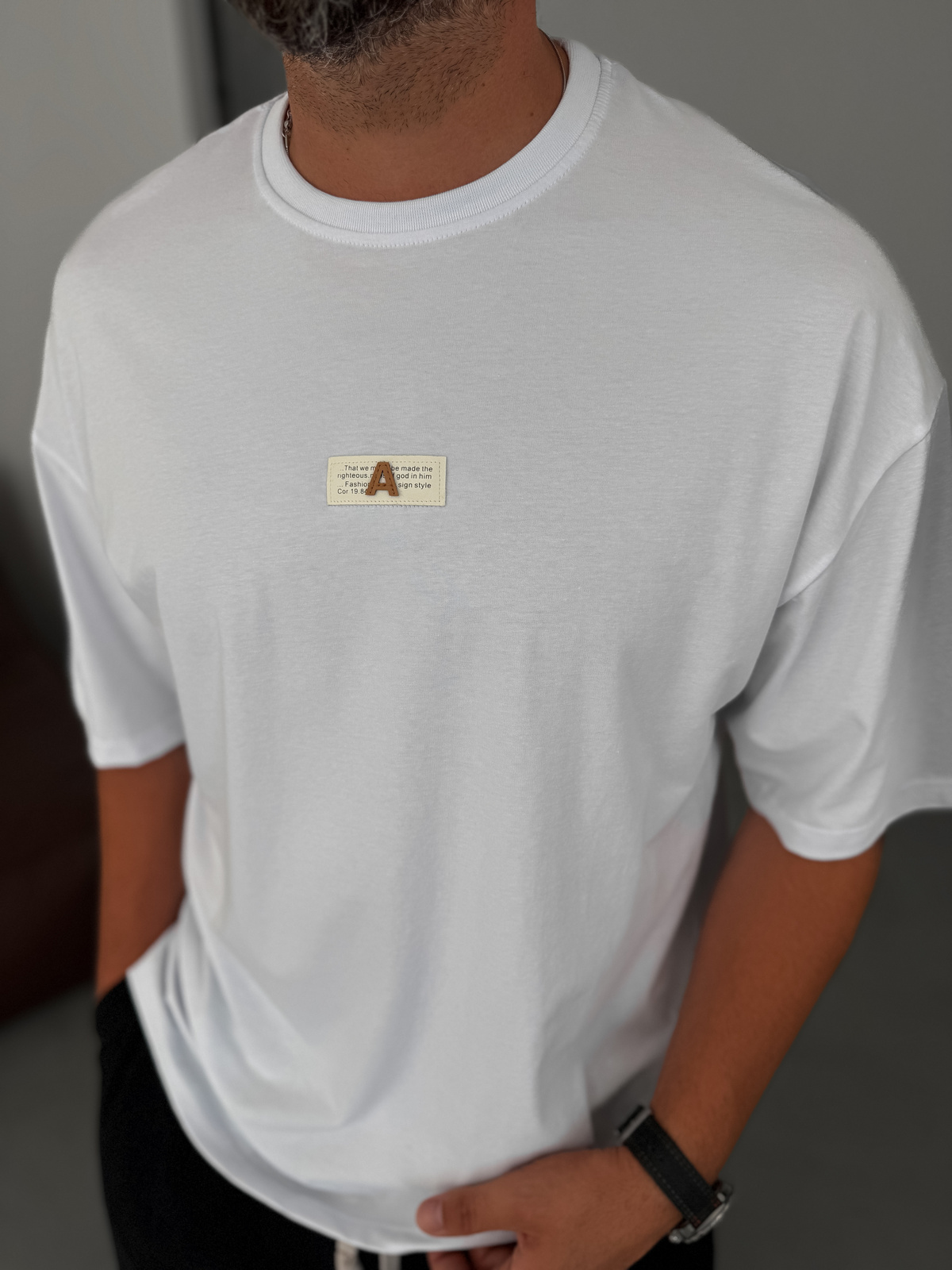 Beyaz A Yazı Patchli Oversize T-Shirt BY-079