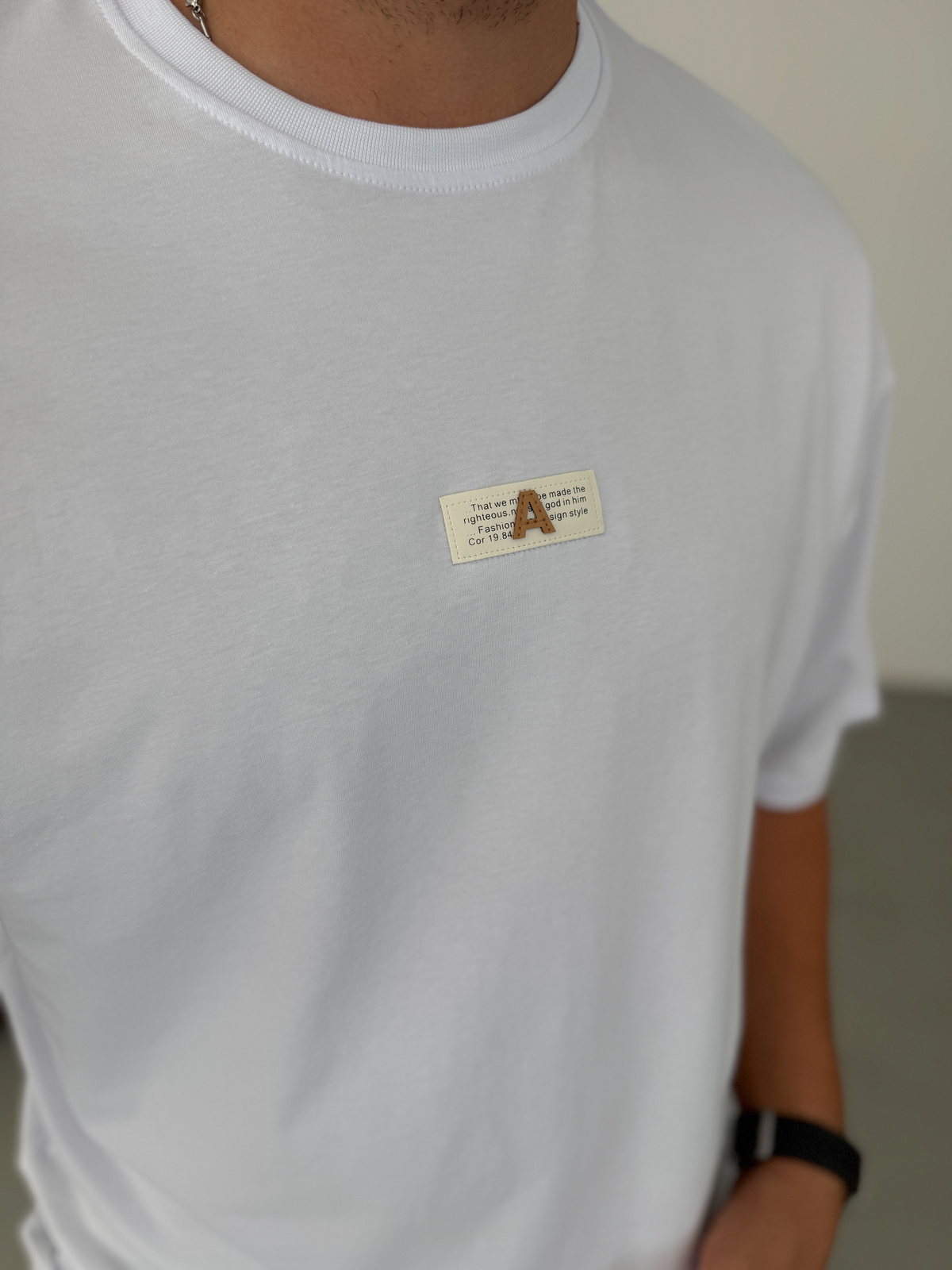 Beyaz A Yazı Patchli Oversize T-Shirt BY-079