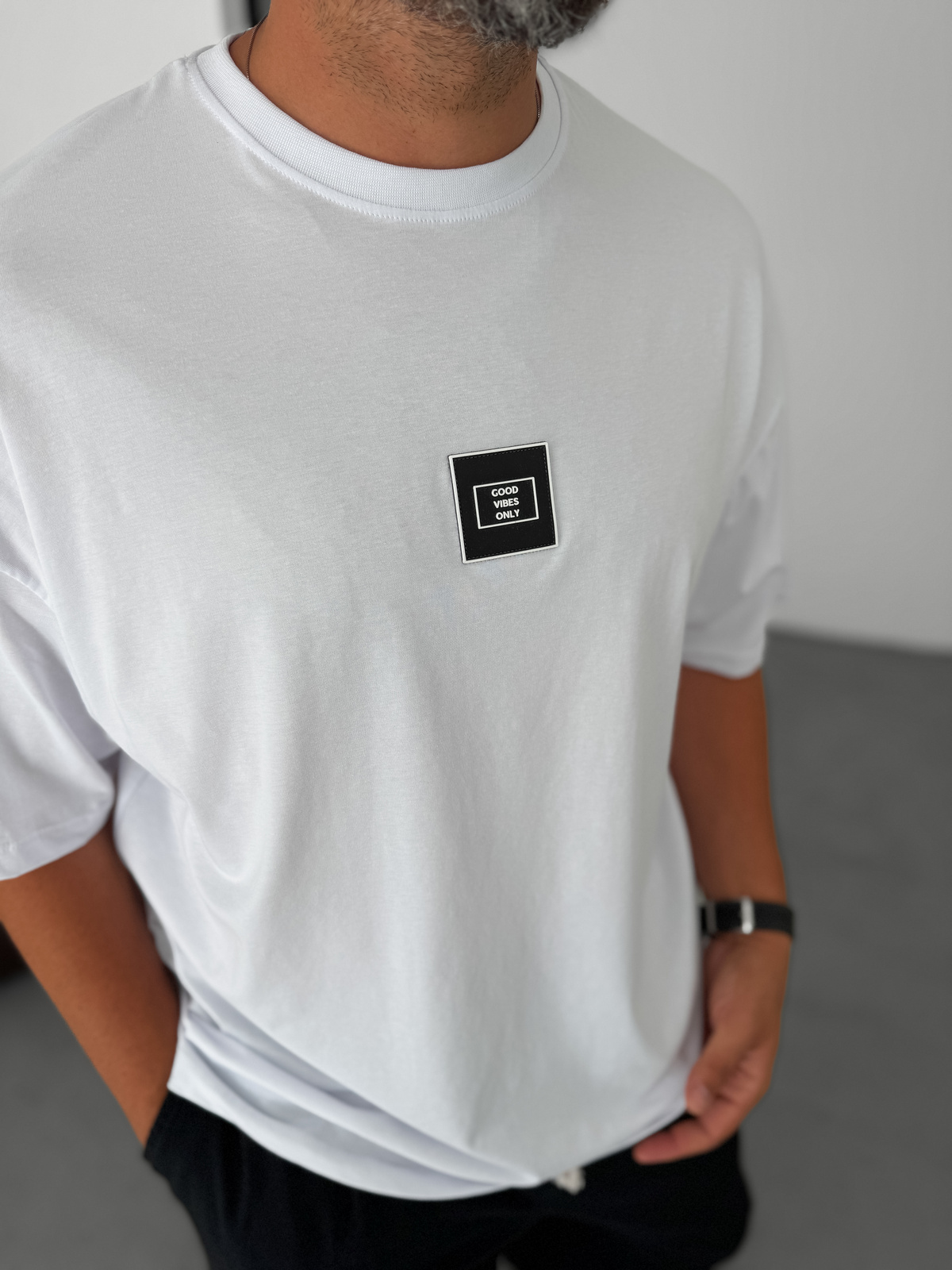 Beyaz Good Vibes Patchli Oversize T-Shirt BY-085