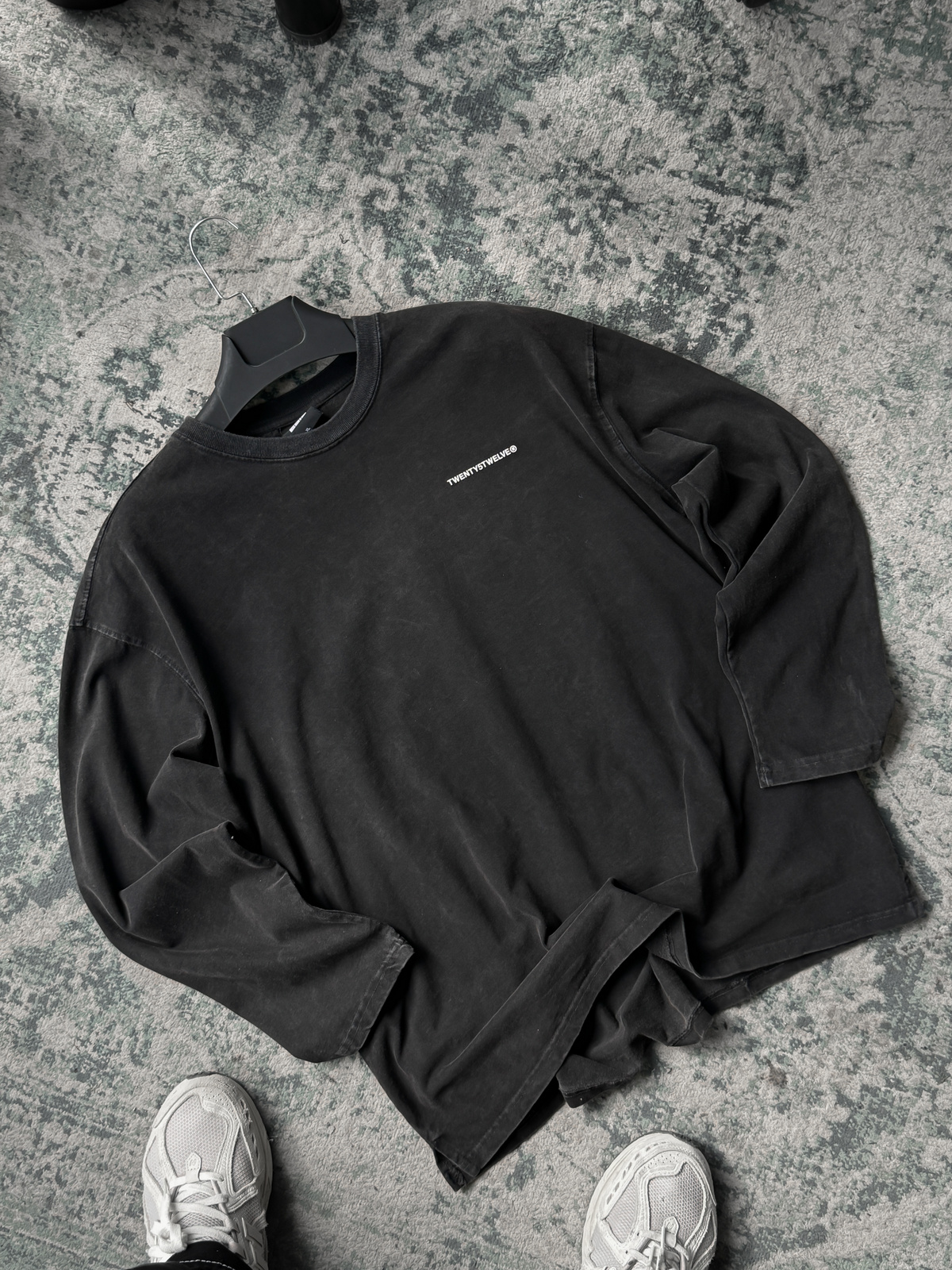 Siyah Yıkamalı Kabartmalı Sweatshirt TW-7023