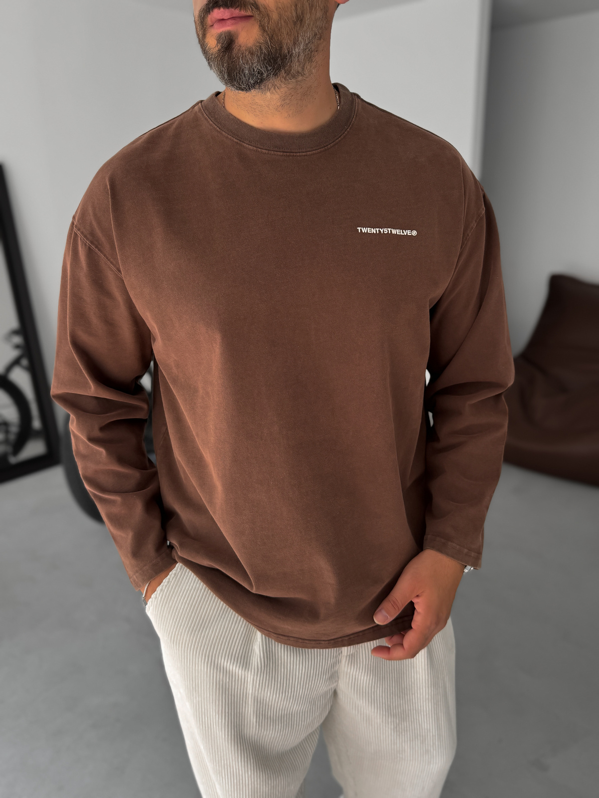 Kahve Yıkamalı Kabartmalı Sweatshirt TW-7023