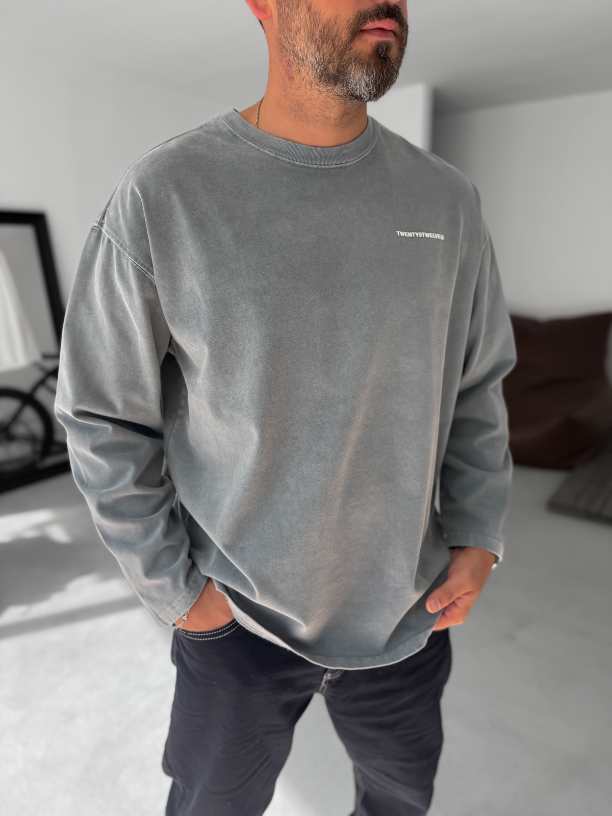 Gri Yıkamalı Kabartmalı Sweatshirt TW-7023