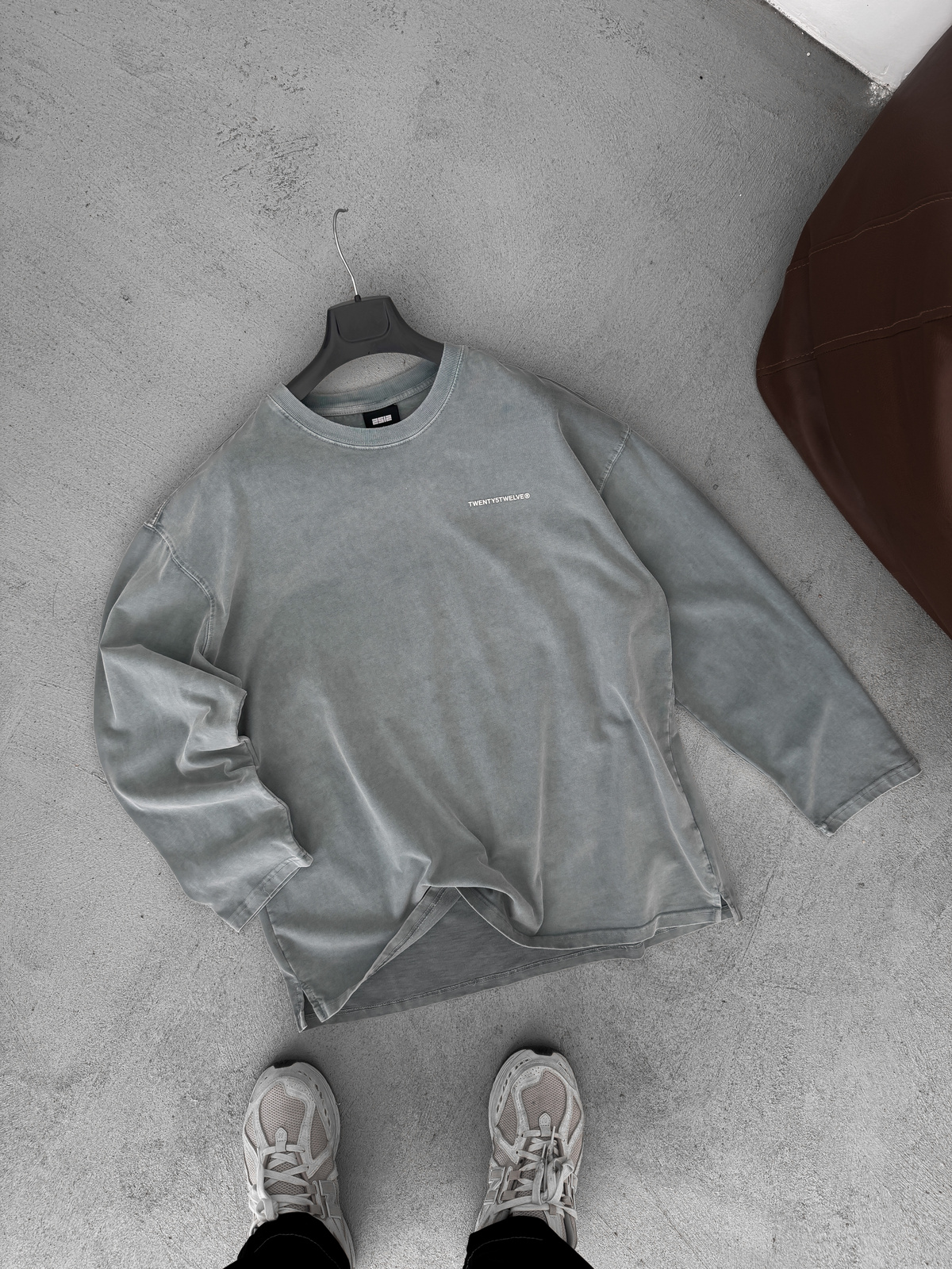 Gri Yıkamalı Kabartmalı Sweatshirt TW-7023
