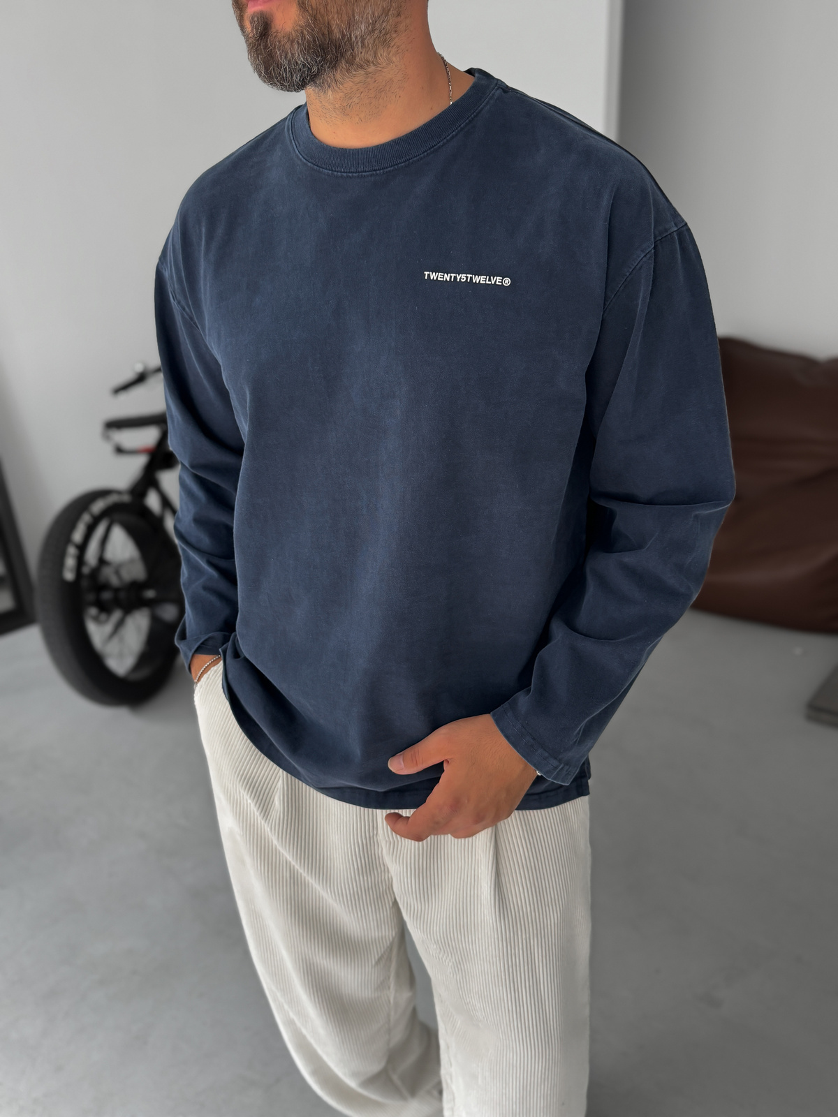 Lacivert Yıkamalı Kabartmalı Sweatshirt TW-7023