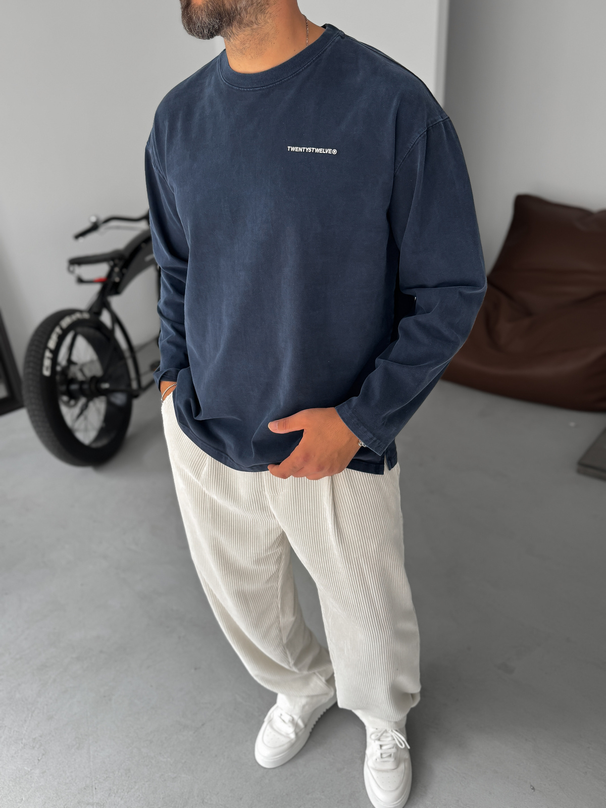Lacivert Yıkamalı Kabartmalı Sweatshirt TW-7023
