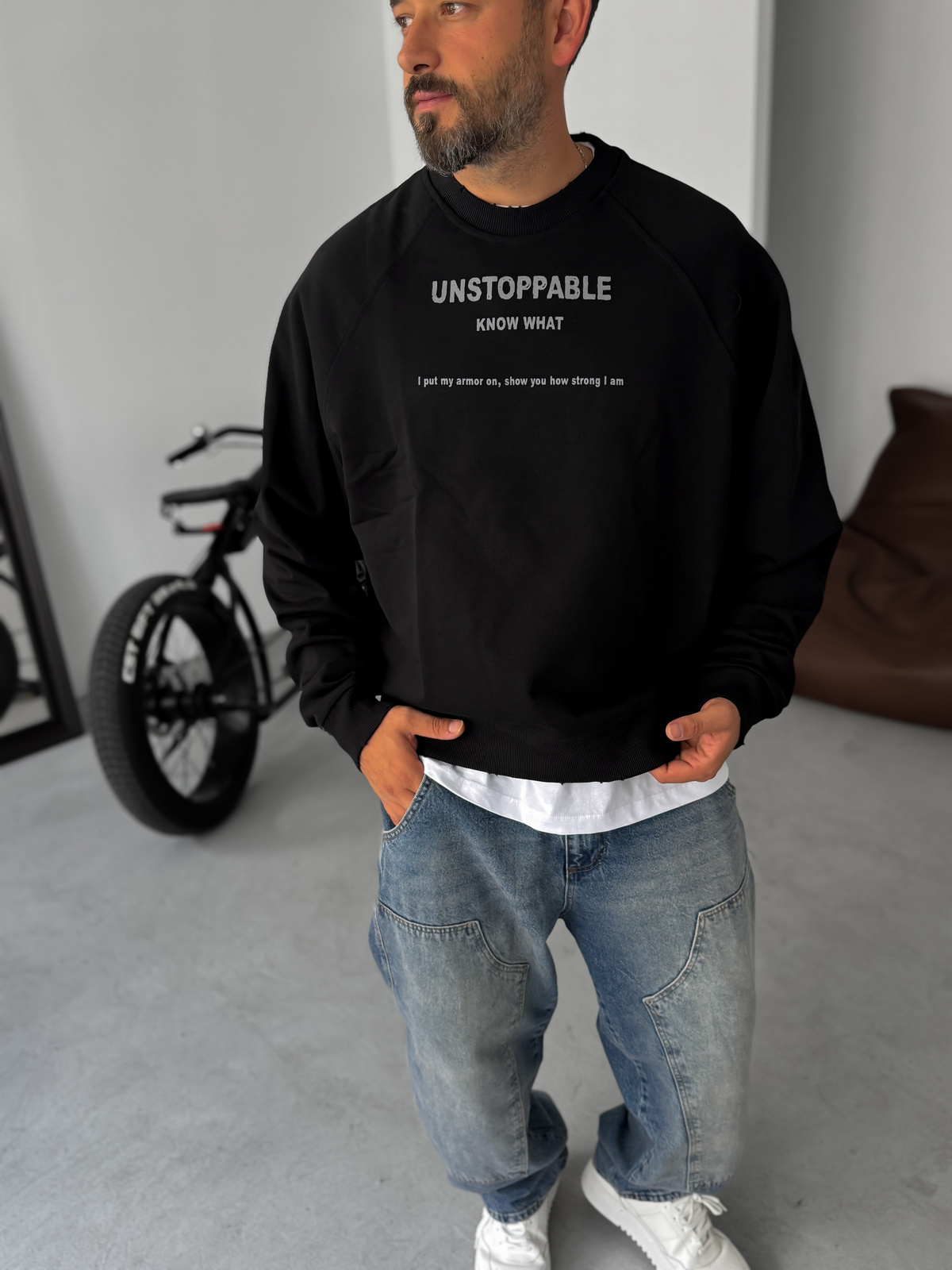 Siyah Unstoppable Baskılı Sweatshirt JJ-241