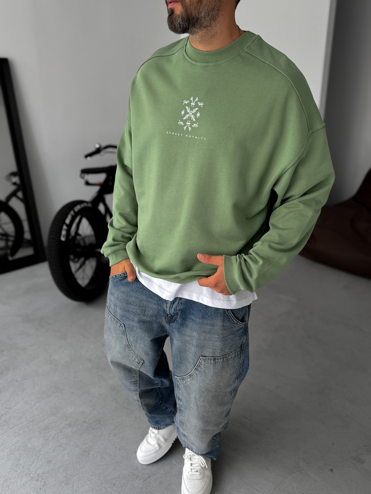 Yeşil Patchli Street Baskılı Sweatshirt JJ-118