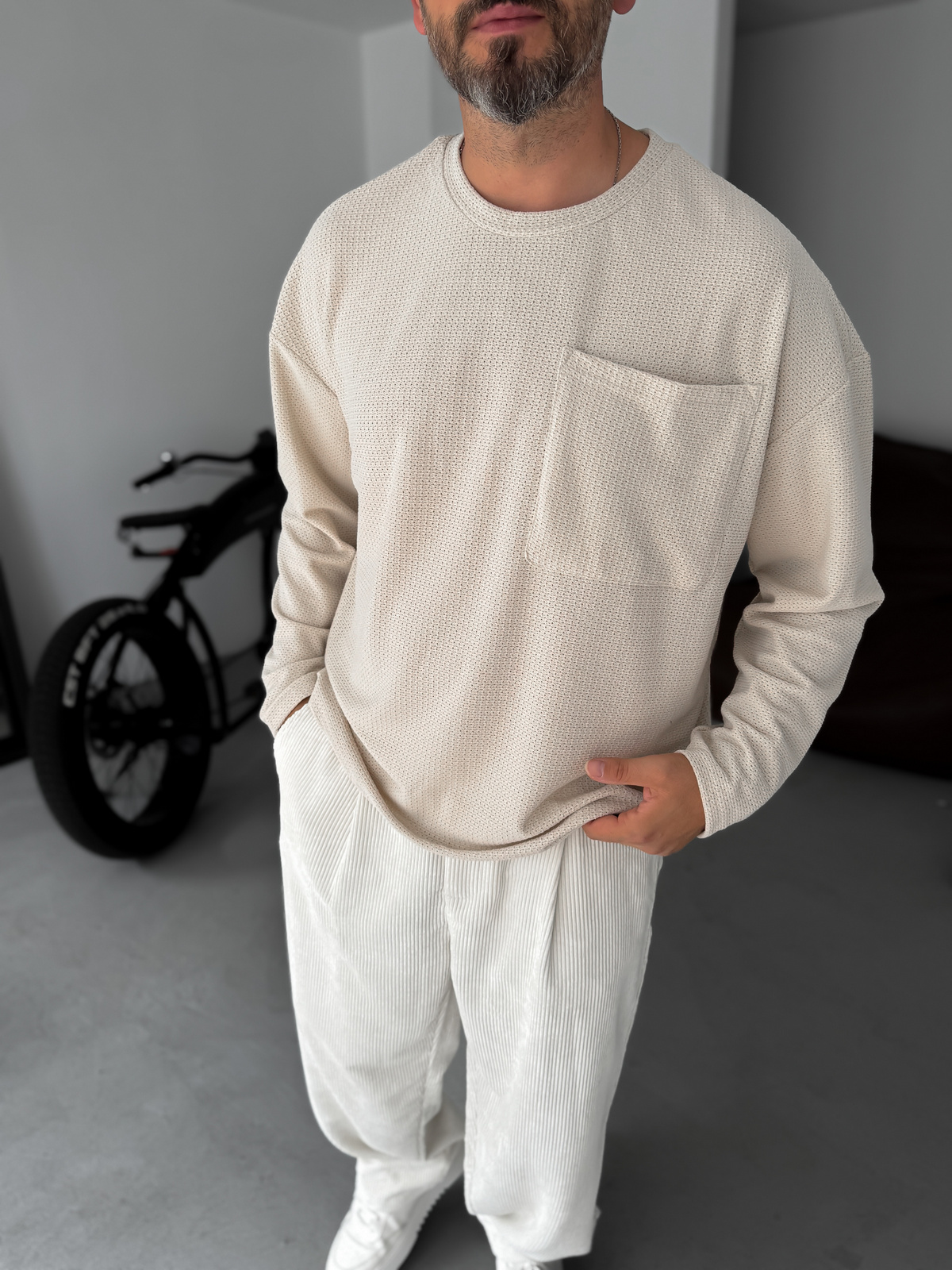 Bej Dokulu Örme Cepli Sweatshirt TW-1561