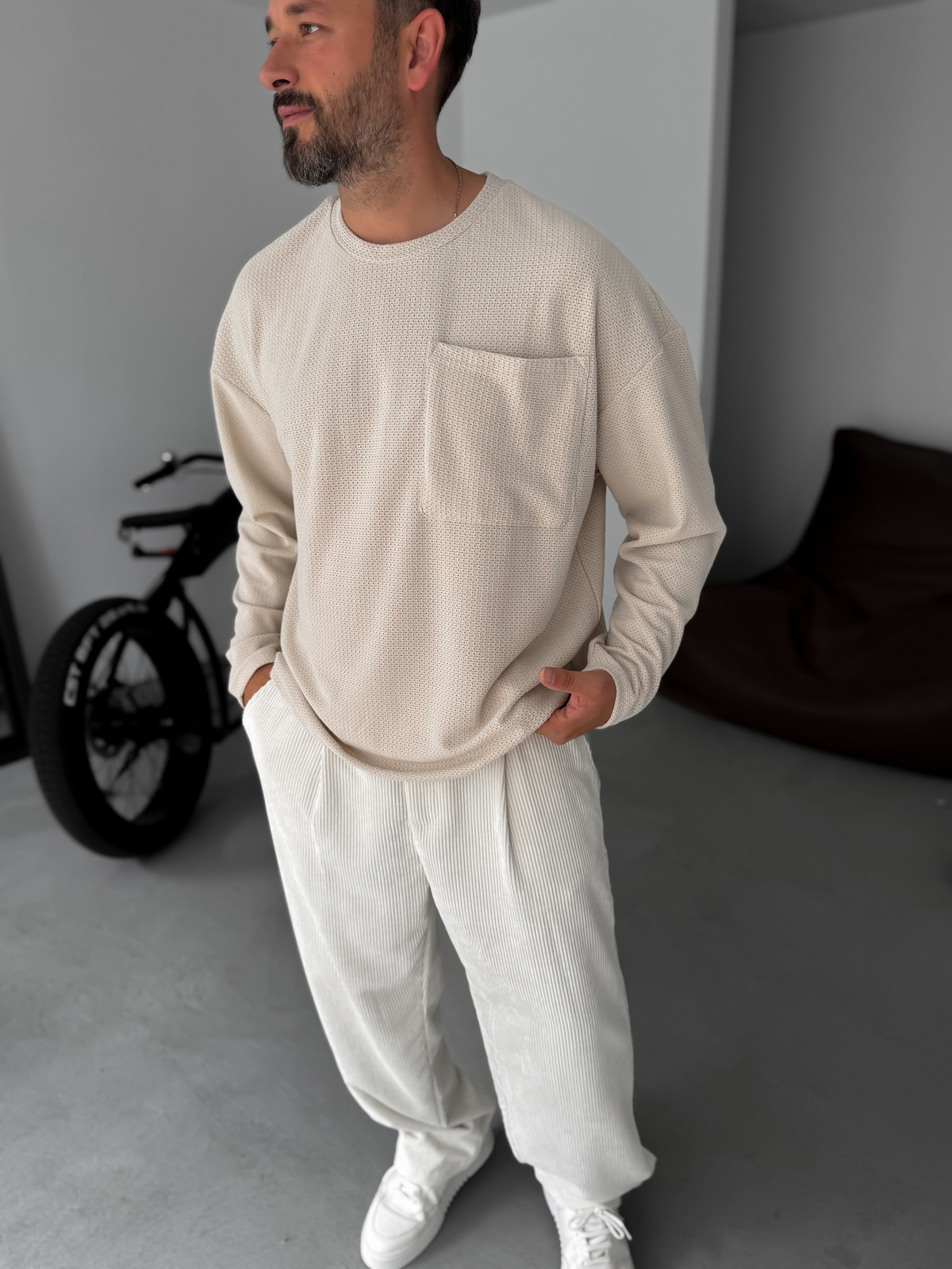 Bej Dokulu Örme Cepli Sweatshirt TW-1561