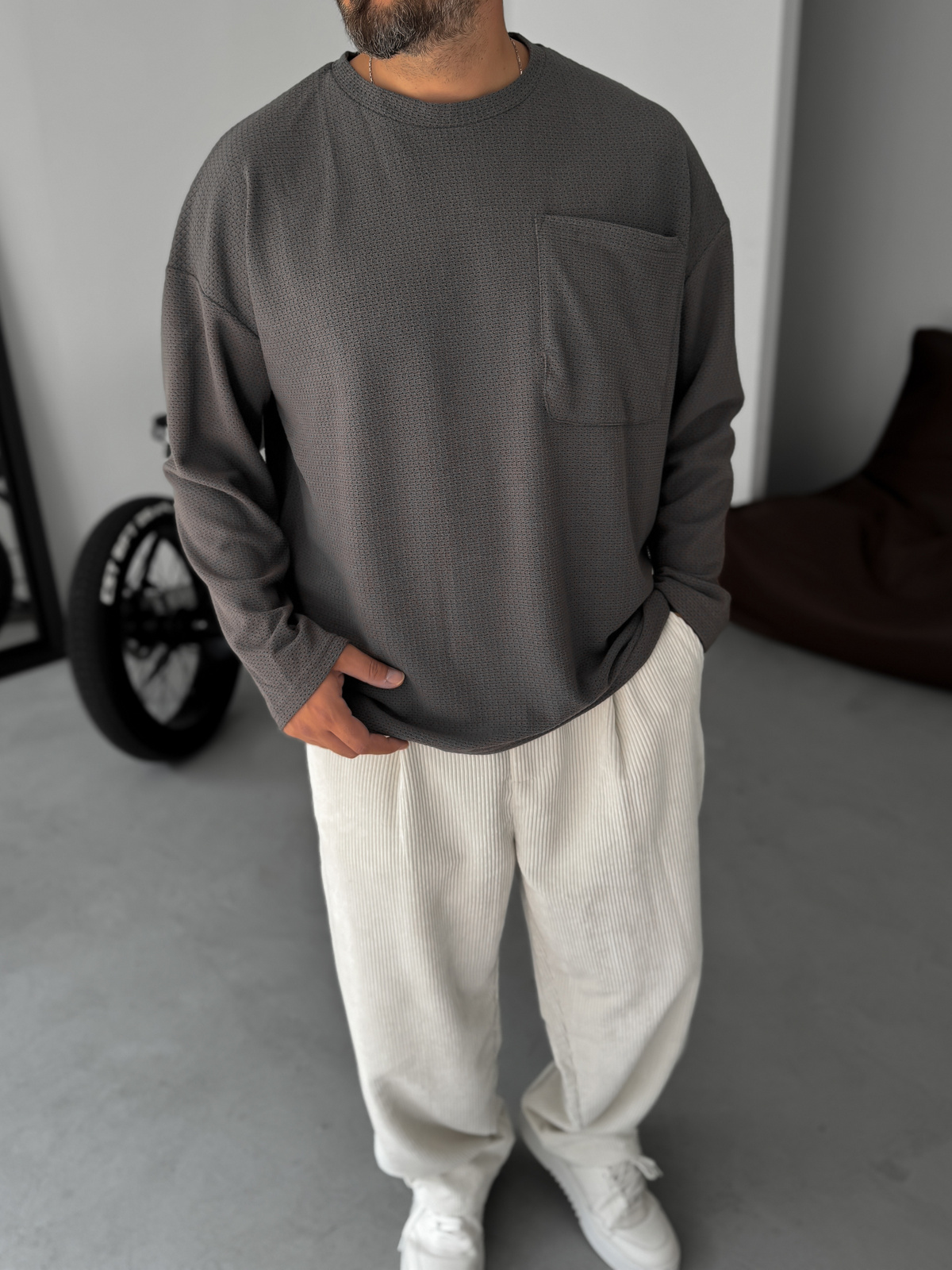 Antrasit Dokulu Örme Cepli Sweatshirt TW-1561