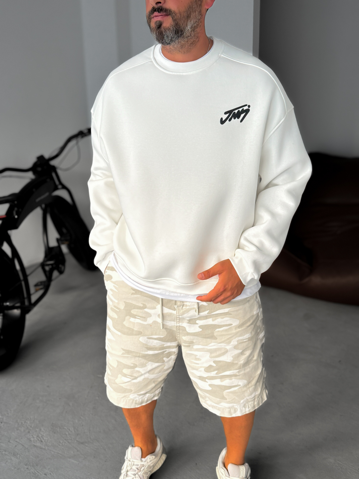 Beyaz Basic Baskılı Sweatshirt JJ-100
