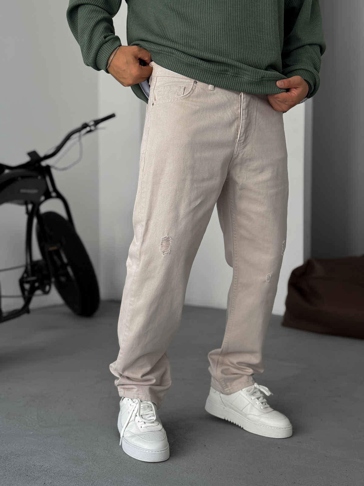 Bej Yırtık Detaylı Baggy Jean KE-504