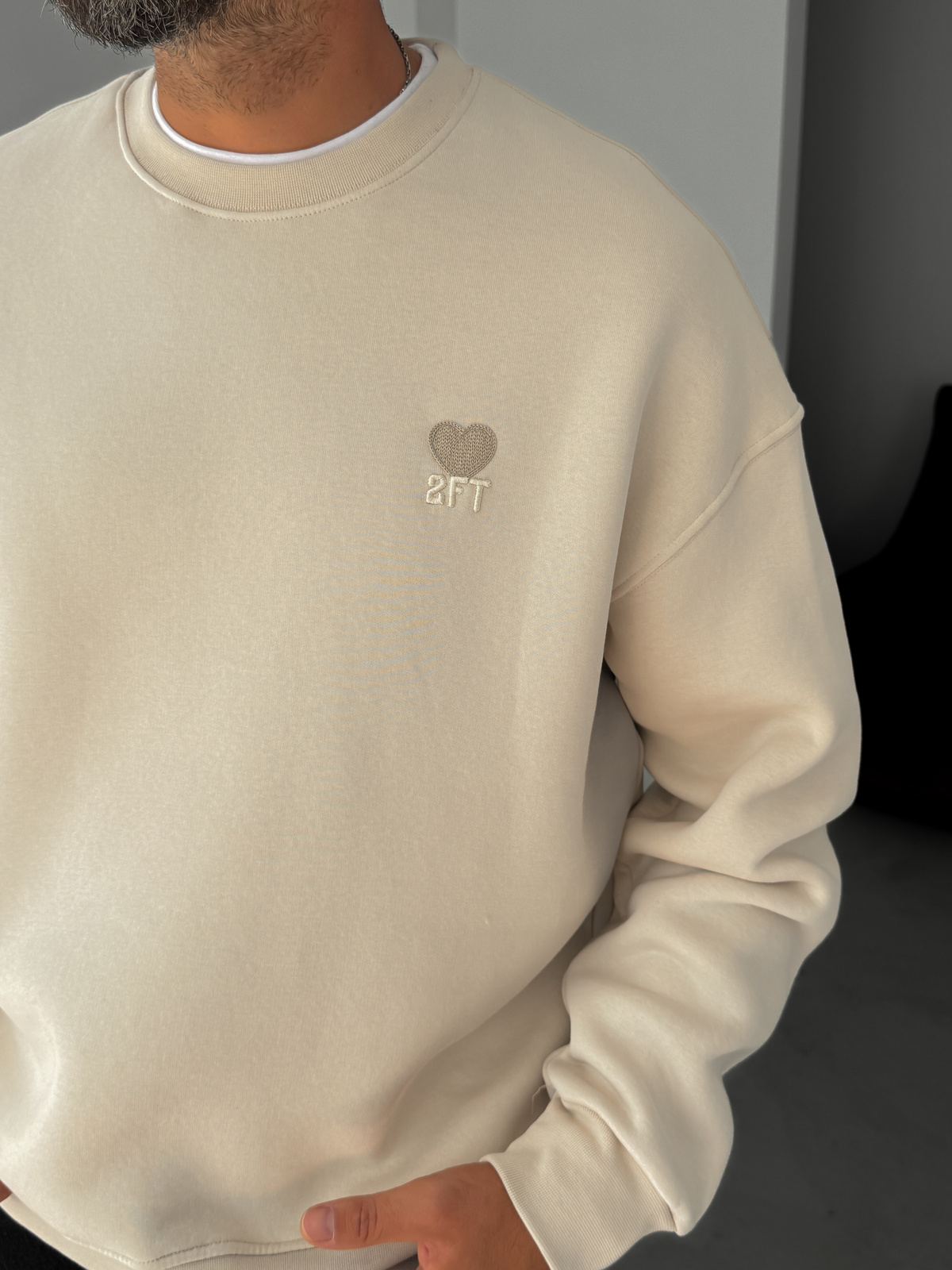 Bej Kalp Nakışlı Basic Oversize Sweatshirt TW-7080