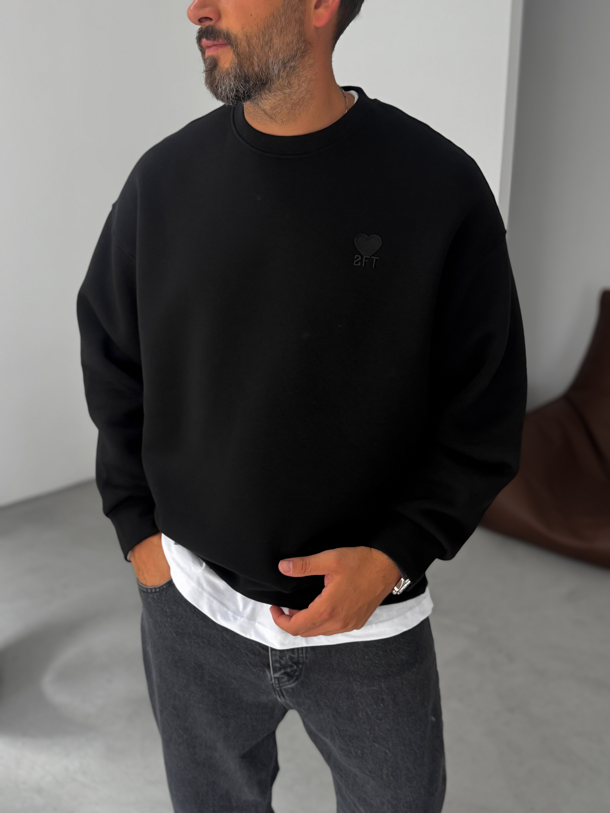 Siyah Kalp Nakışlı Basic Oversize Sweatshirt TW-7080