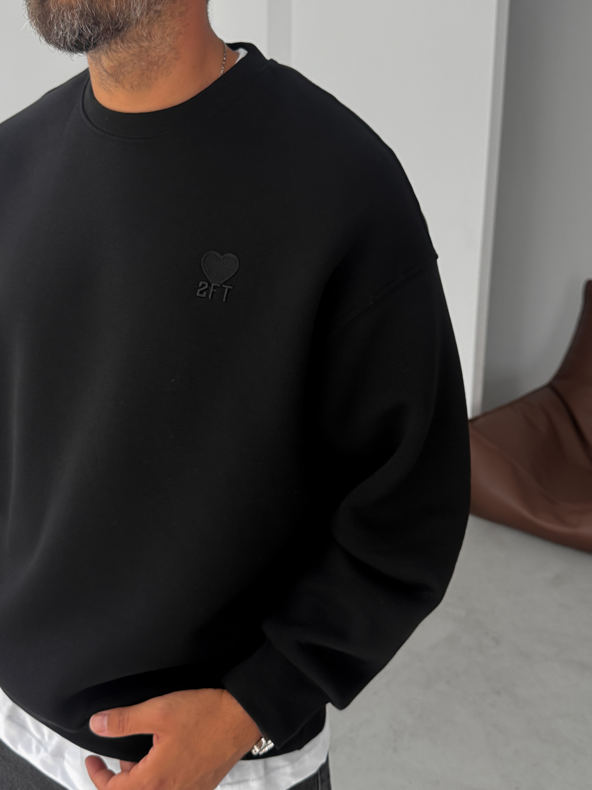 Siyah Kalp Nakışlı Basic Oversize Sweatshirt TW-7080