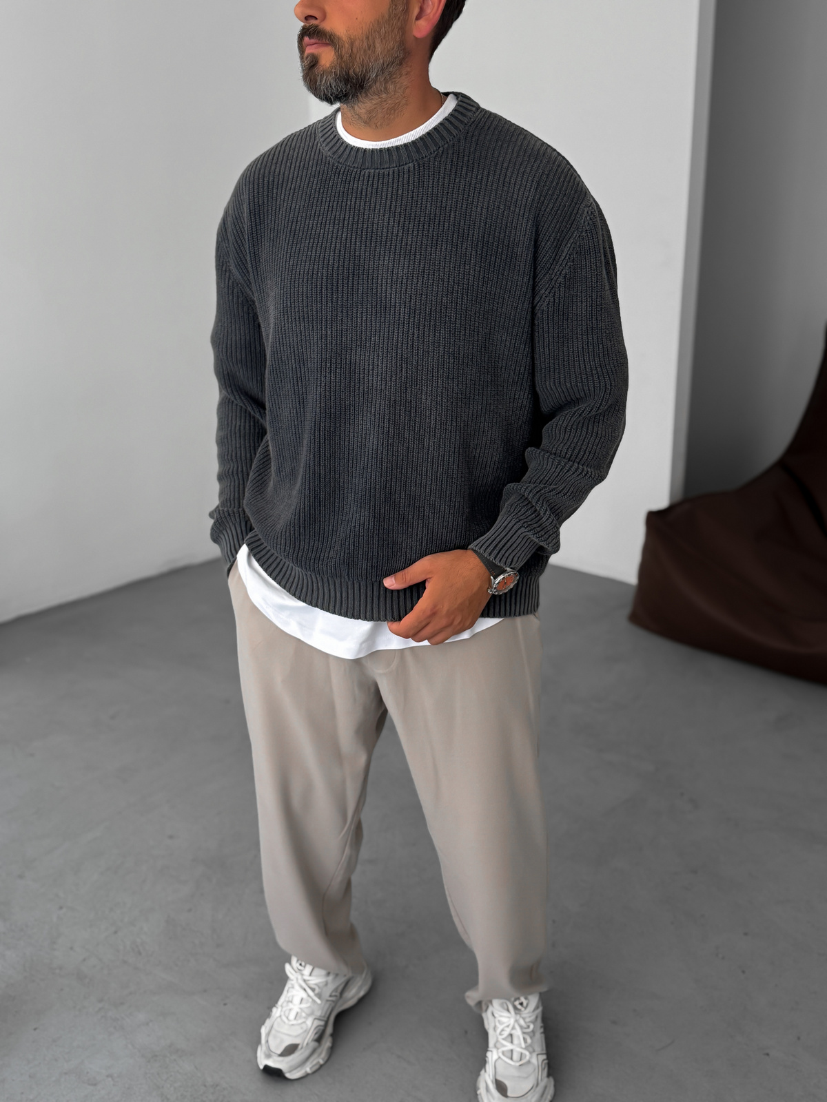 Siyah Yıkamalı Oversize Örme Kazak PM-027