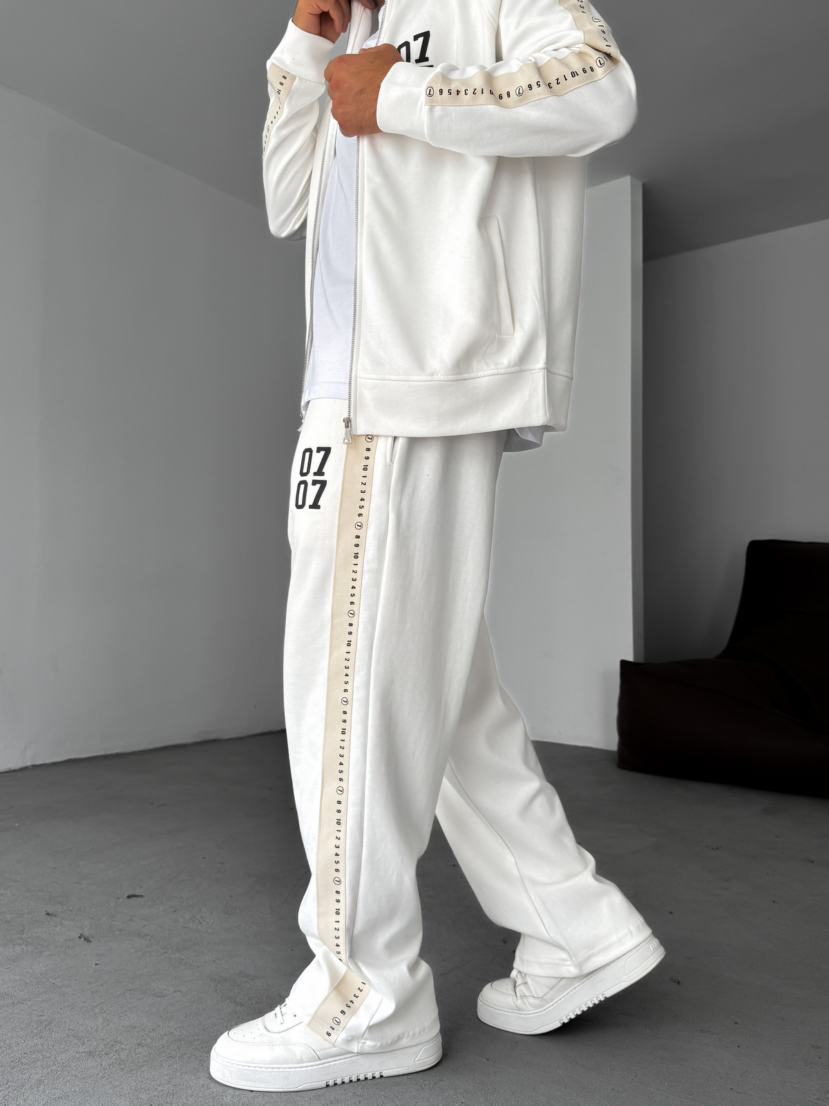 Beyaz 0707 Baskılı Eşofman RES-1132