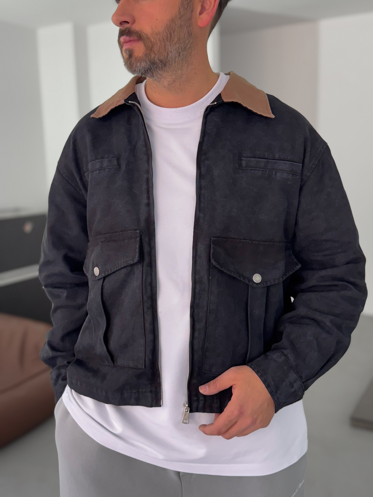 Siyah Yaka Cep Detaylı Ceket BRY-110-07