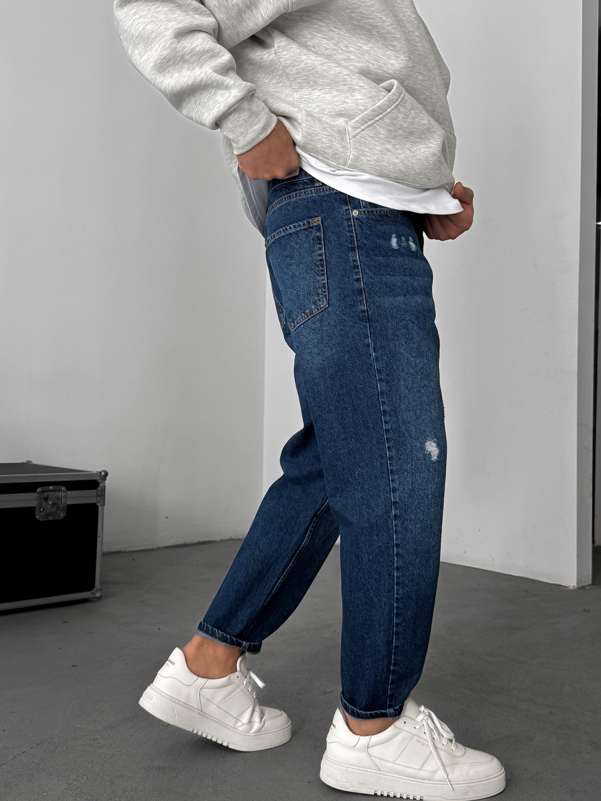 Koyu Mavi Yırtıklı Efektli Boyfriend Jean KE-962
