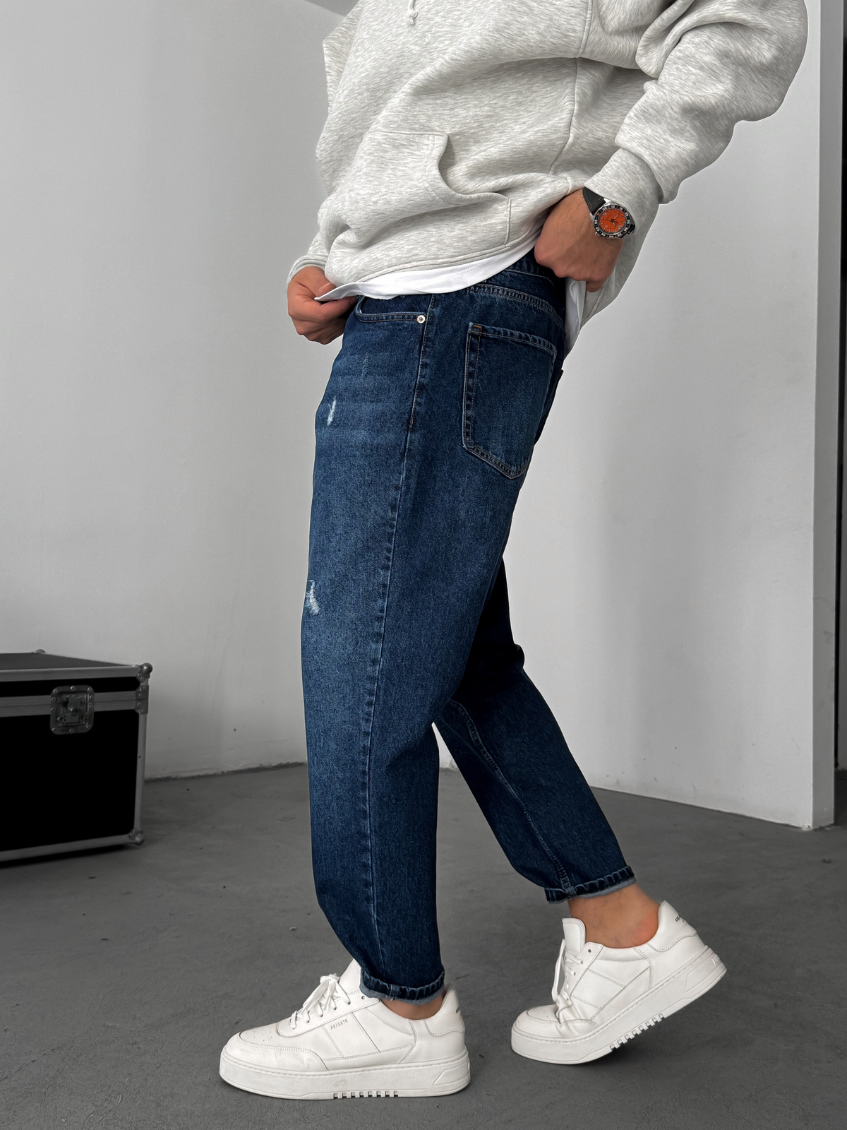 Koyu Mavi Yırtıklı Efektli Boyfriend Jean KE-962