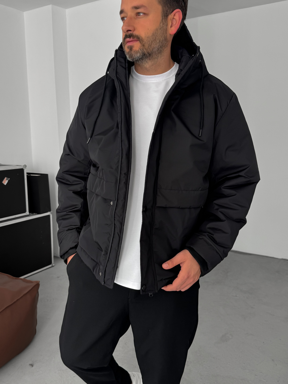 Siyah Kapüşonlu Şişme Mont LNS-50564