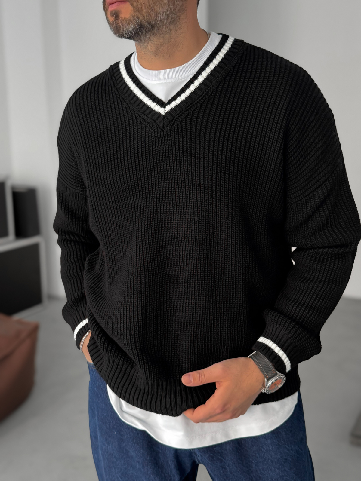 Siyah V Yaka Triko Sweatshirt PM