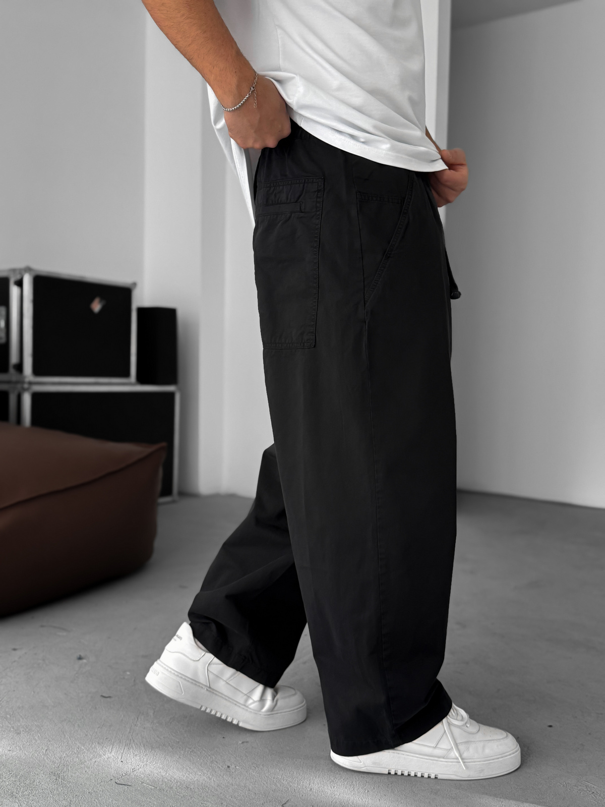 Siyah Bol Kalıp Pileli Gabardin Pantolon C-6311