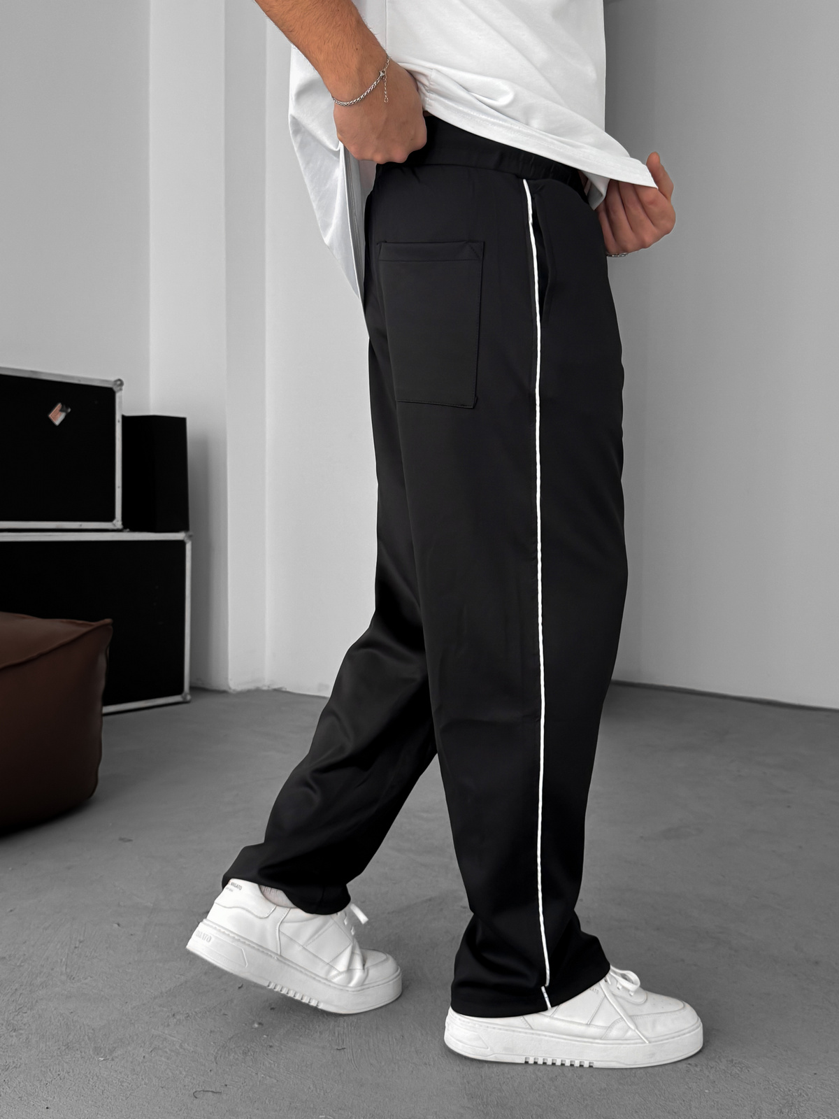 Siyah Nakışlı Baggy Eşofman C-4573