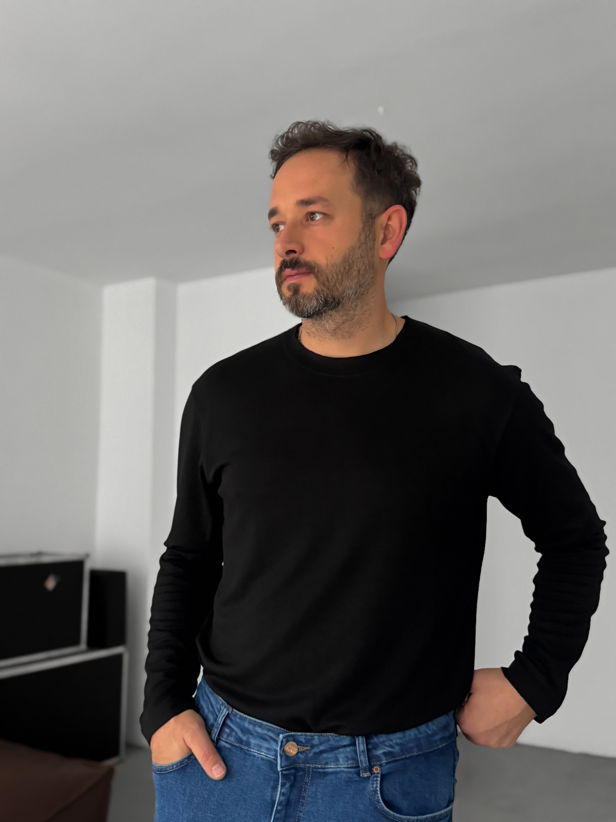 Siyah Modal Kumaş Likralı Slim Fit Sweatshirt BY-725