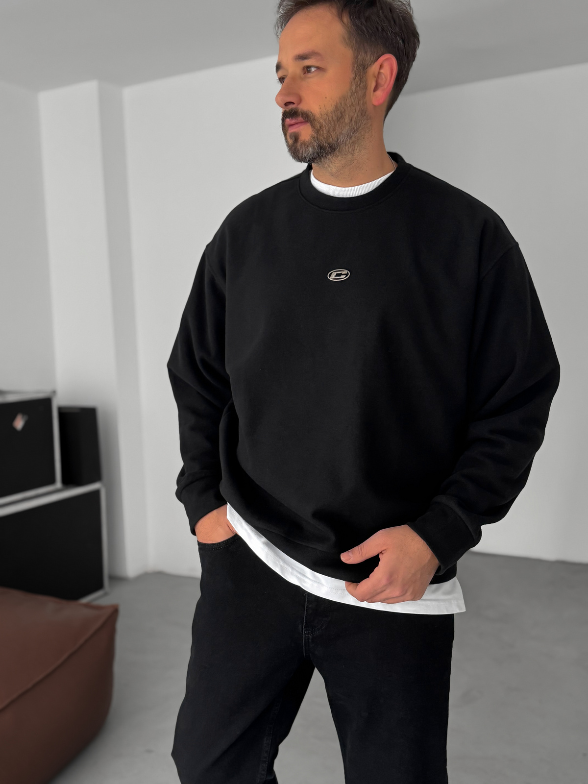 Siyah Kabartmalı Sweatshirt C-020