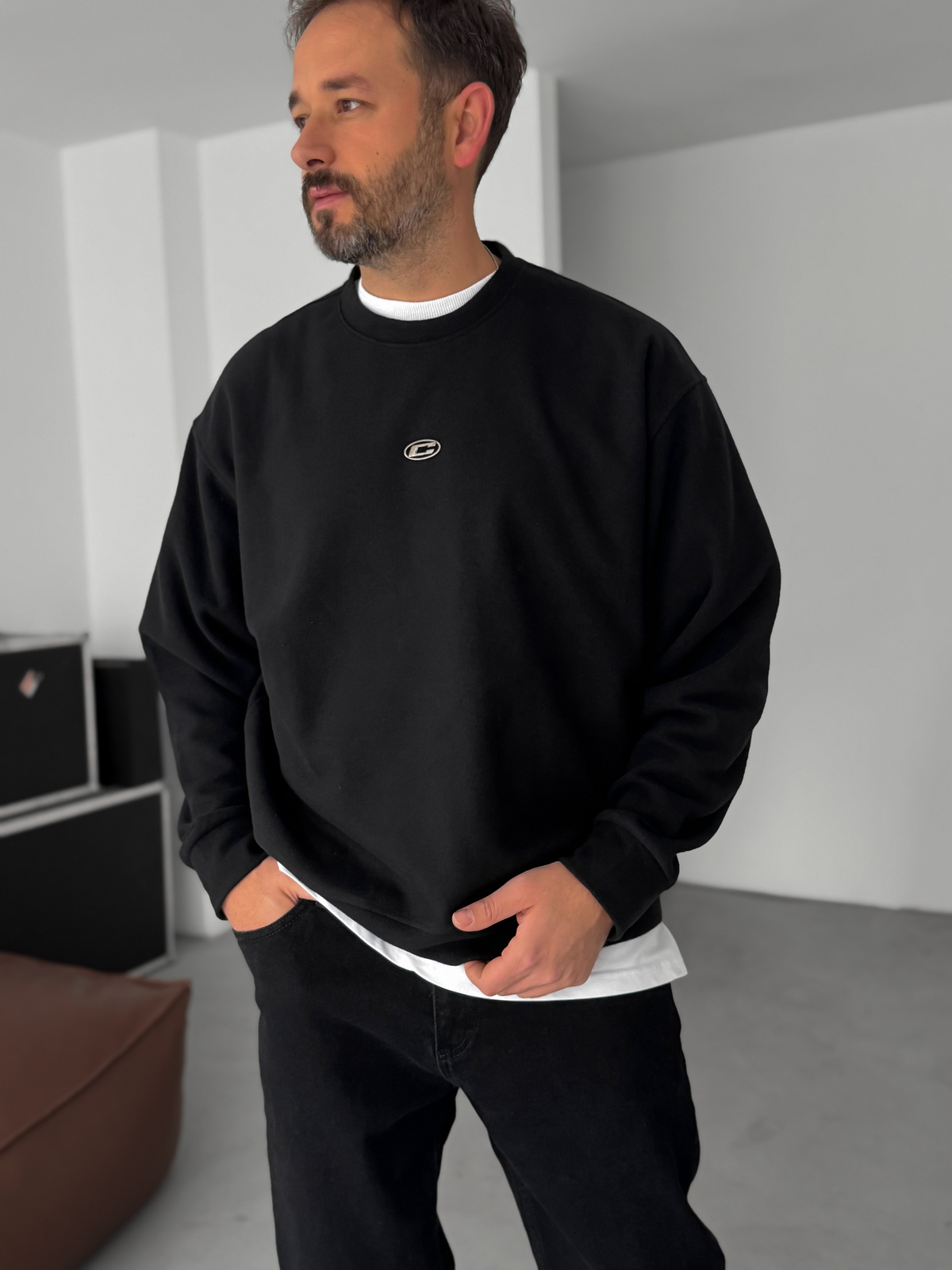 Siyah Kabartmalı Sweatshirt C-020