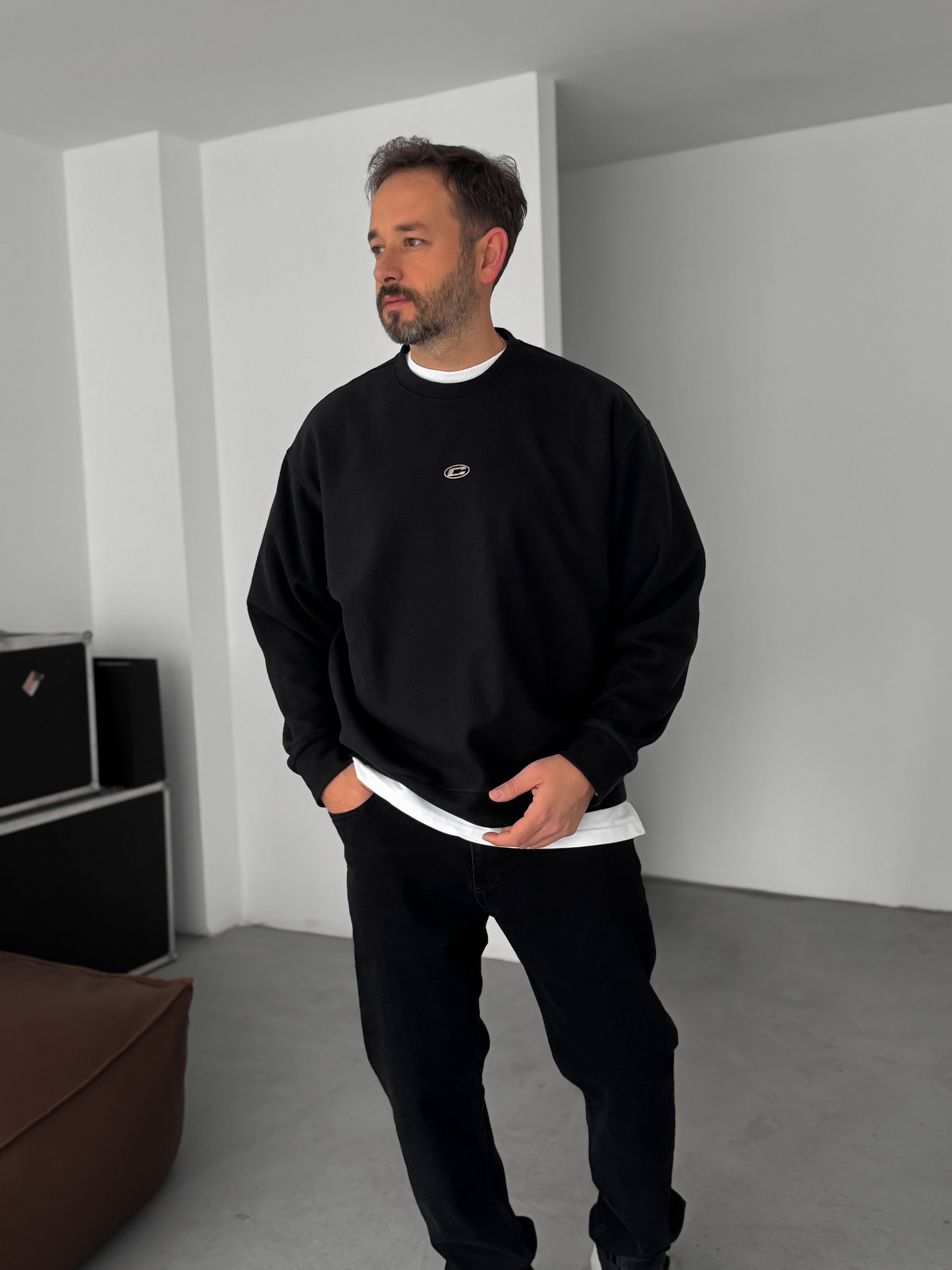 Siyah Kabartmalı Sweatshirt C-020