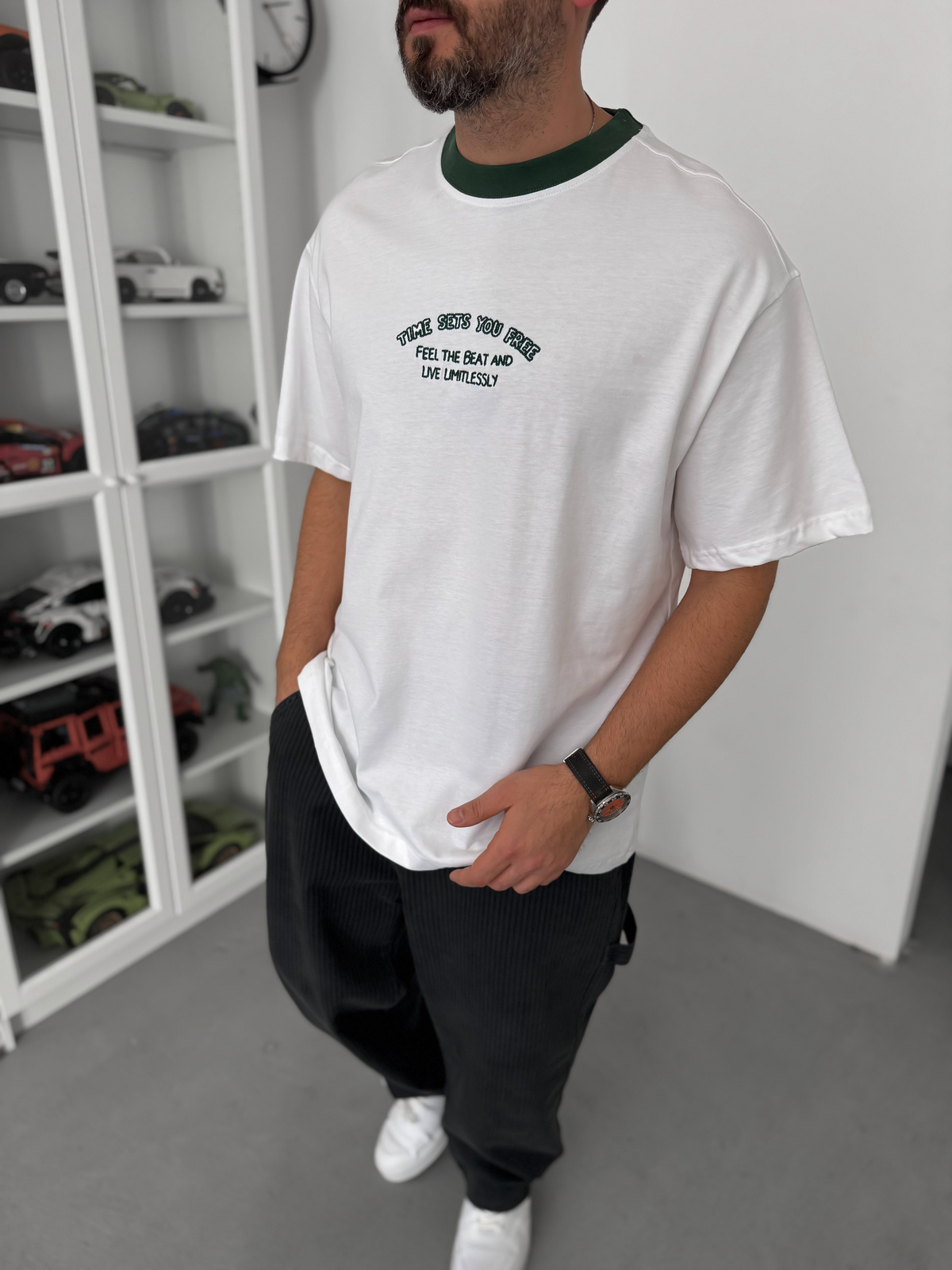 Yeşil Yazı Nakışlı Oversize T-Shirt C-028