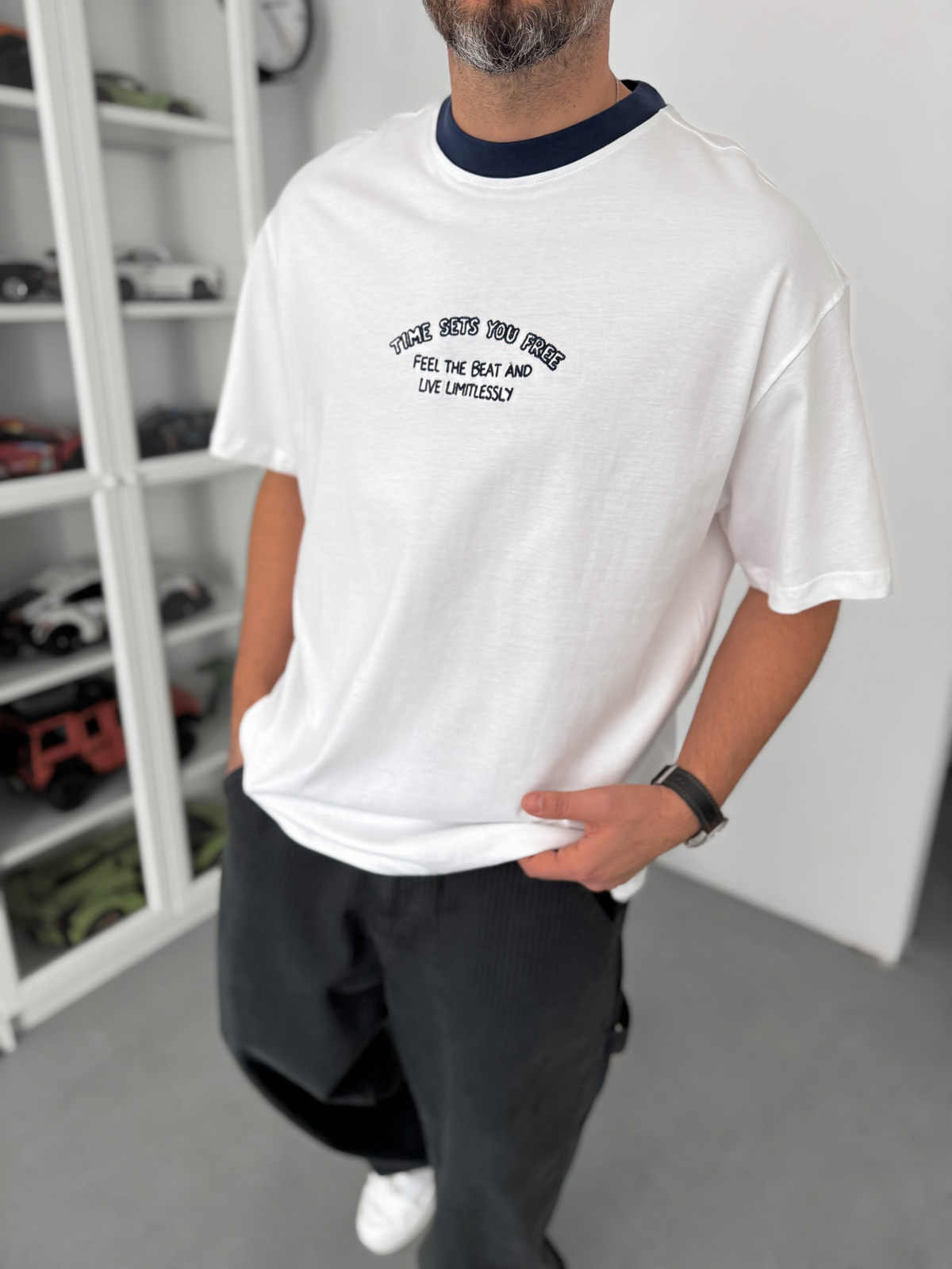 Lacivert Yazı Nakışlı Oversize T-Shirt C-028