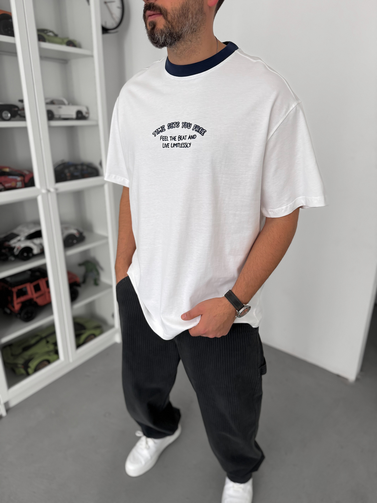 Lacivert Yazı Nakışlı Oversize T-Shirt C-028
