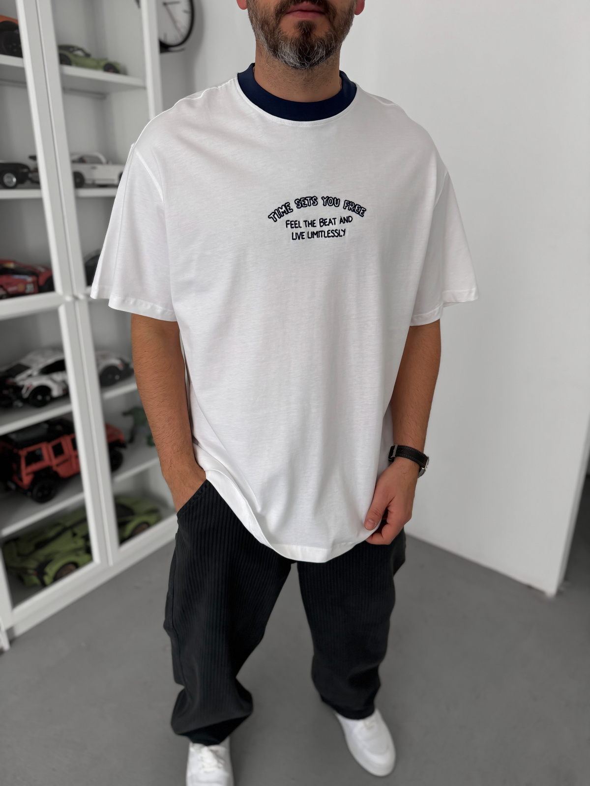 Lacivert Yazı Nakışlı Oversize T-Shirt C-028