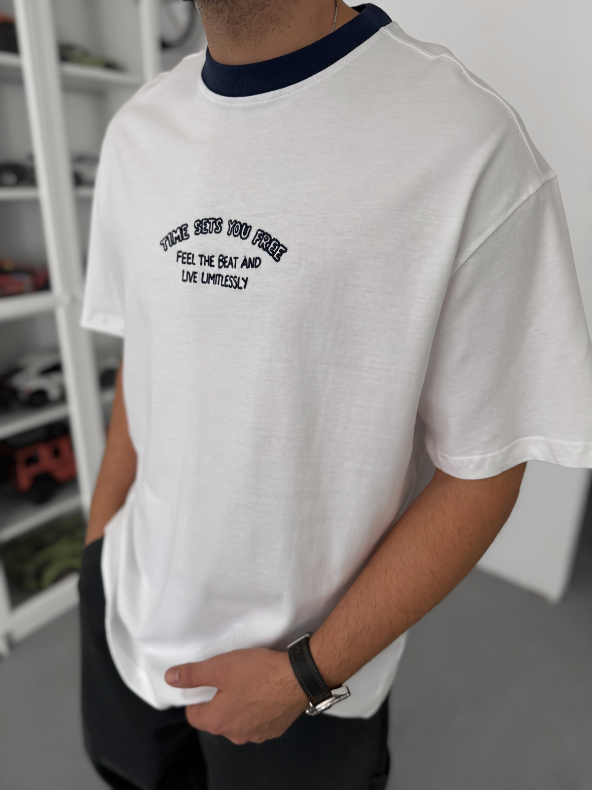 Lacivert Yazı Nakışlı Oversize T-Shirt C-028